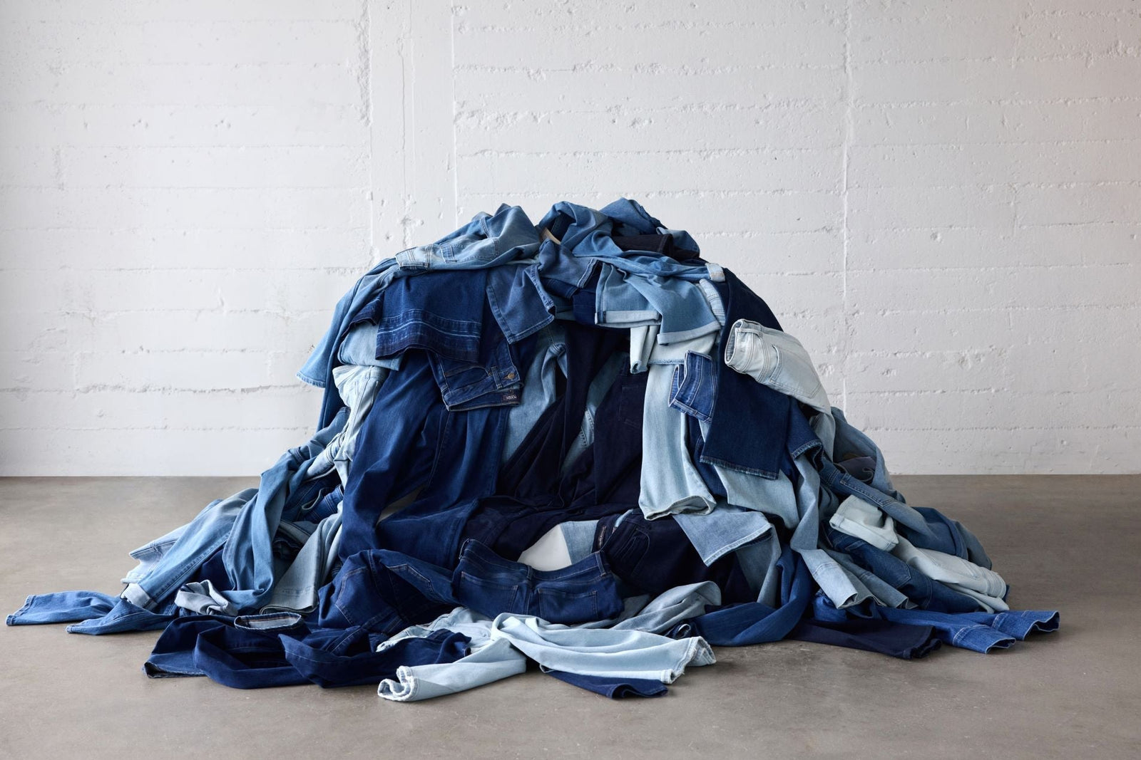 Creative Ways to Refresh and Repurpose Your Old Jeans