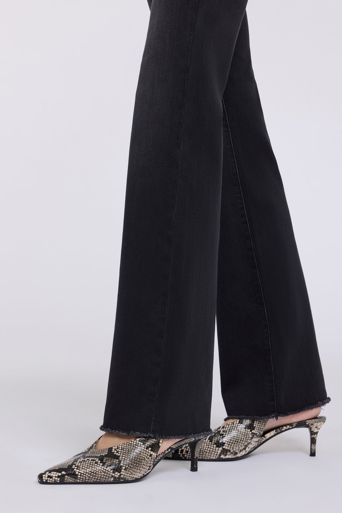 NYDJ Barbara Bootcut Jeans In Sure Stretch® Denim With High Rise And Front Button-Flap Pockets - Helleborus