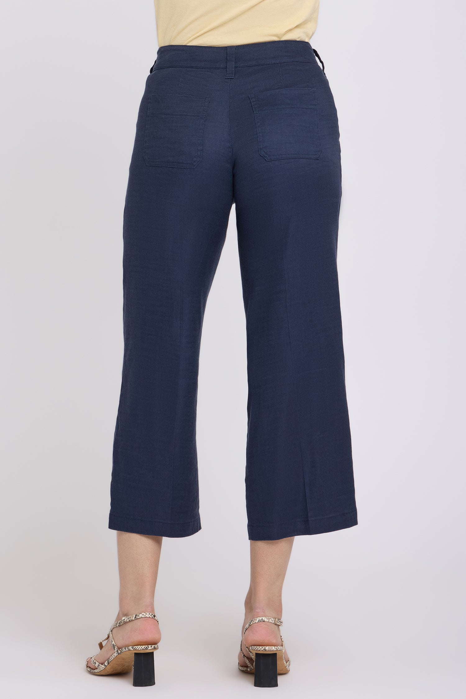NYDJ Wide Leg Cargo Capri Pants In Stretch Linen - Oxford Navy