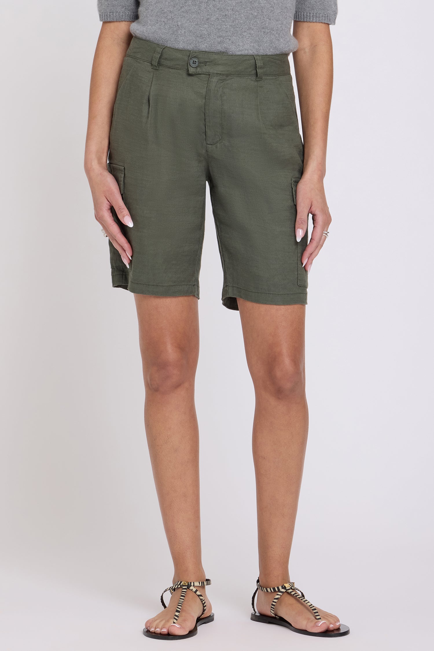 NYDJ Cargo Bermuda Shorts With High Rise In Stretch Linen - Desert Green