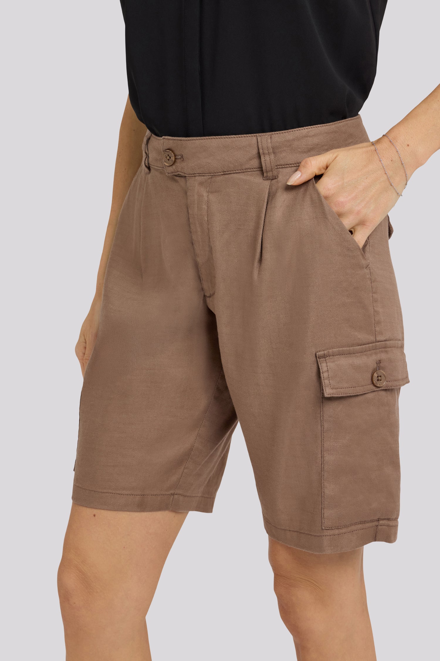 NYDJ Cargo Bermuda Shorts With High Rise In Stretch Linen - Toasted Coconut