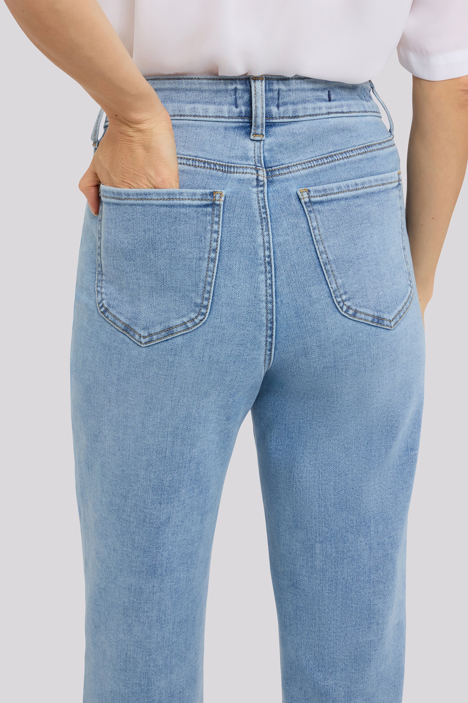 NYDJ Kasey Stovepipe Jeans  - Mist Springs