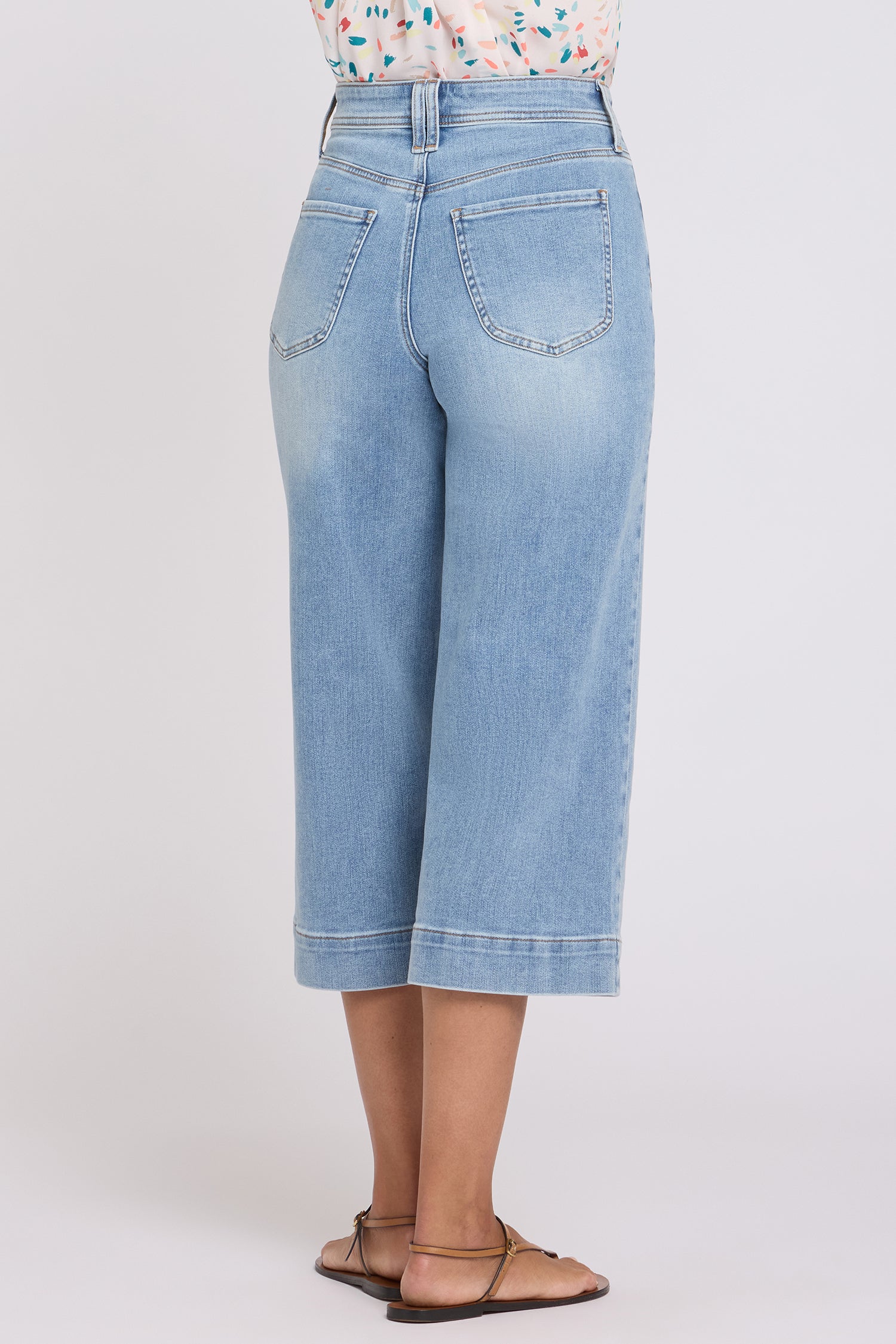 NYDJ Brigitte Wide Leg Capri Jeans With High Rise And Front Patch Pockets - Mist Springs