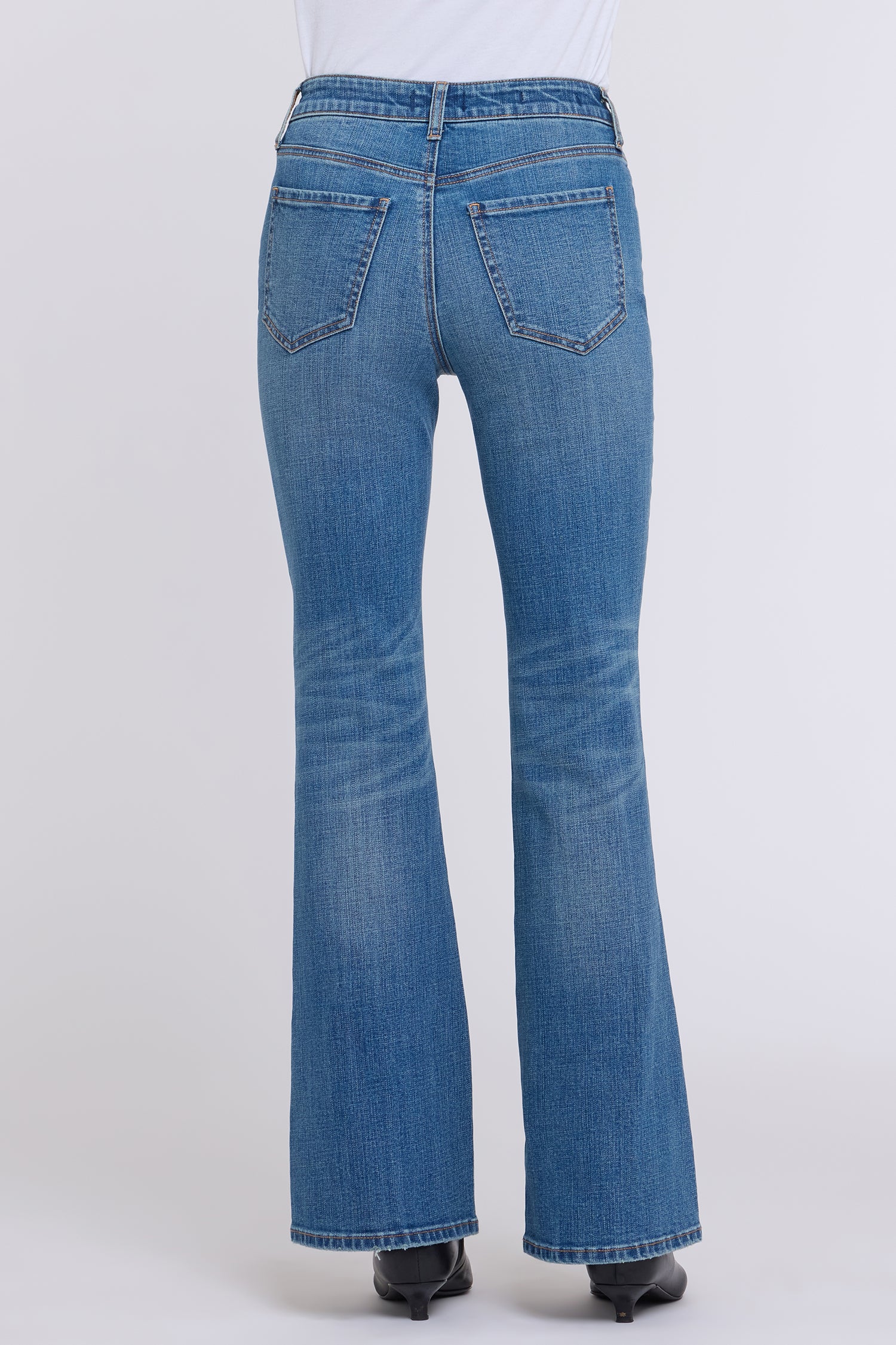 NYDJ Felicity Flared Jeans With High Rise - Privet