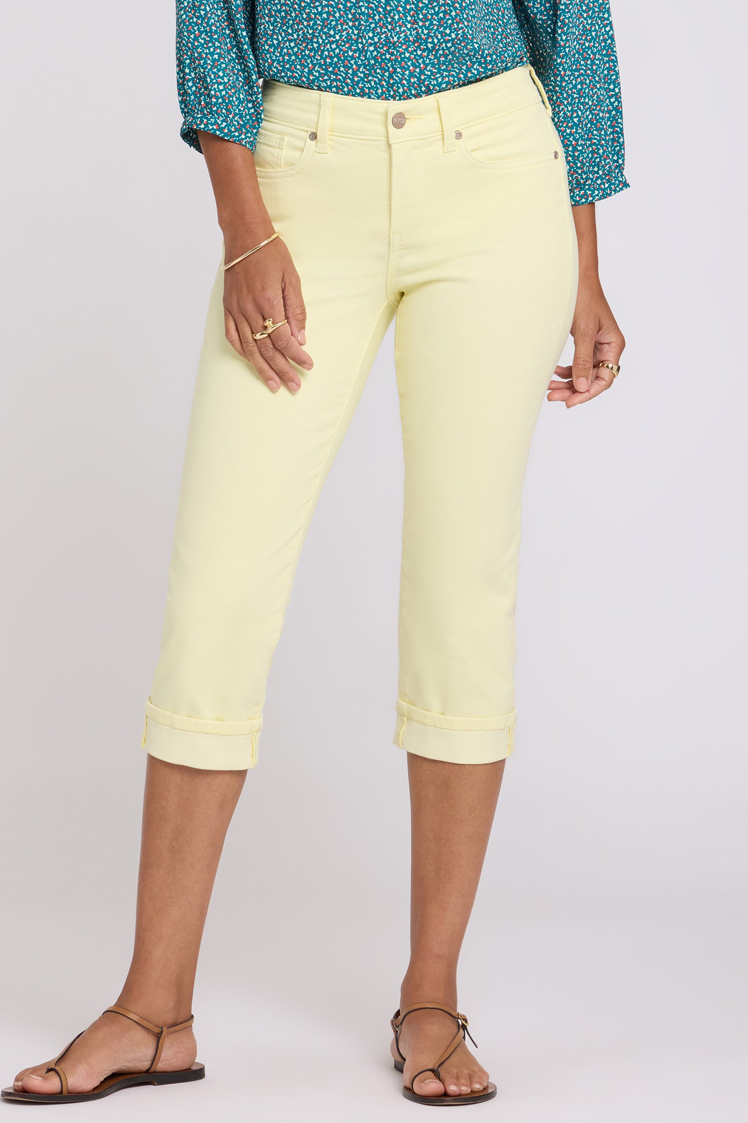NYDJ Marilyn Straight Crop Jeans In Cool Embrace® Denim With Cuffs - Chardonnay