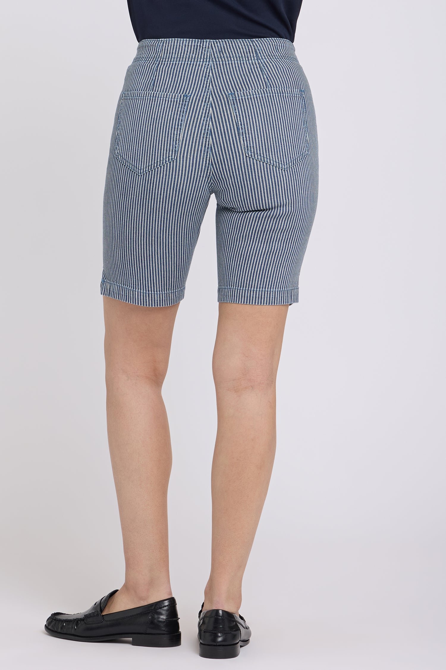NYDJ Ella Denim Shorts With High Rise And Button Welt Pockets - Malaga Stripe