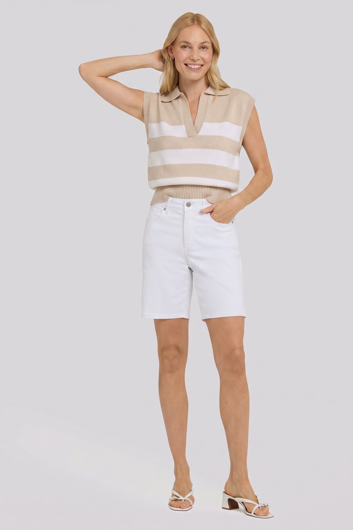 NYDJ Erin Relaxed Denim Shorts With High Rise And Back Pocket Stitching - Optic White
