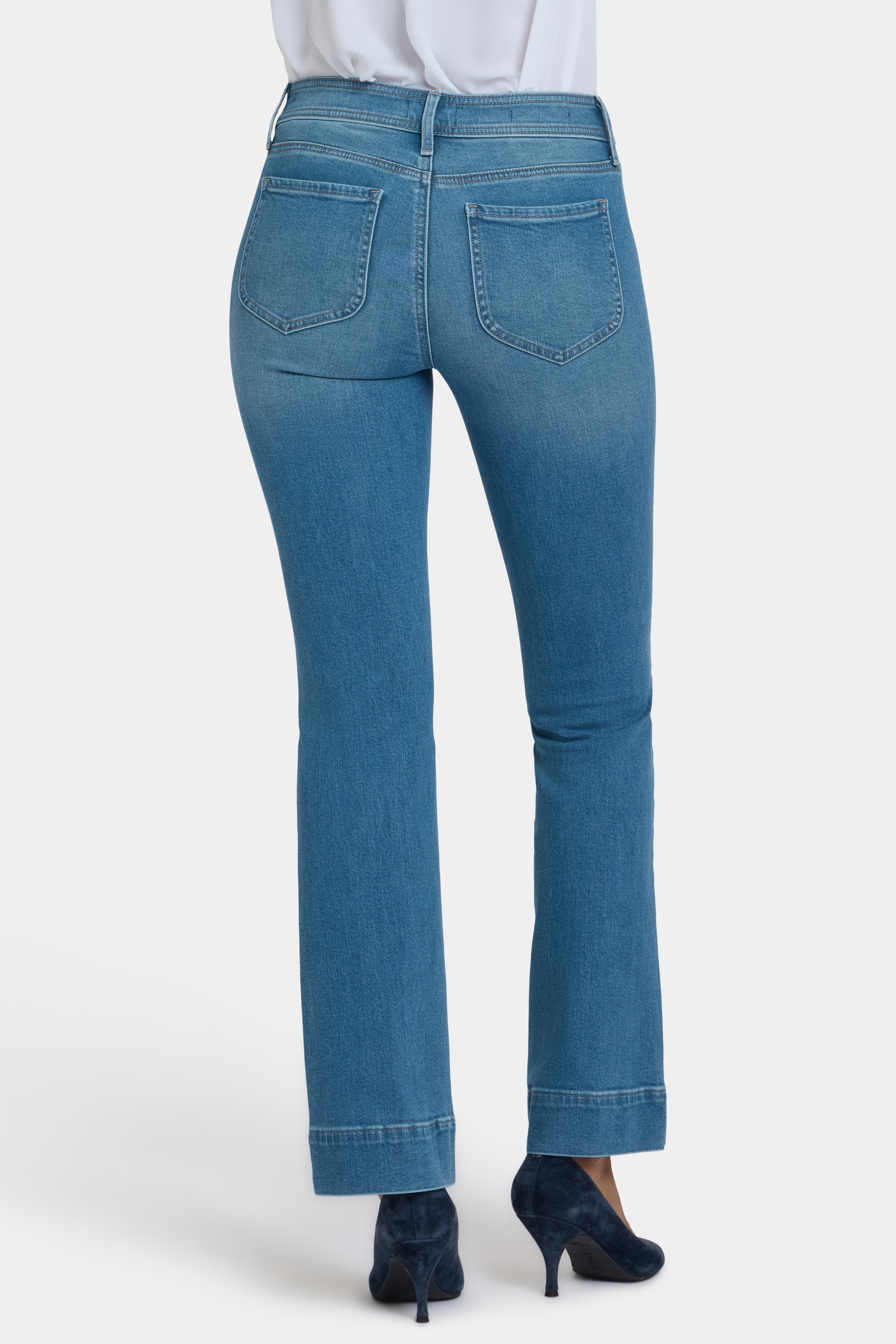 NYDJ Barbara Bootcut Jeans With Rounded Utility Pockets And 1 1/2