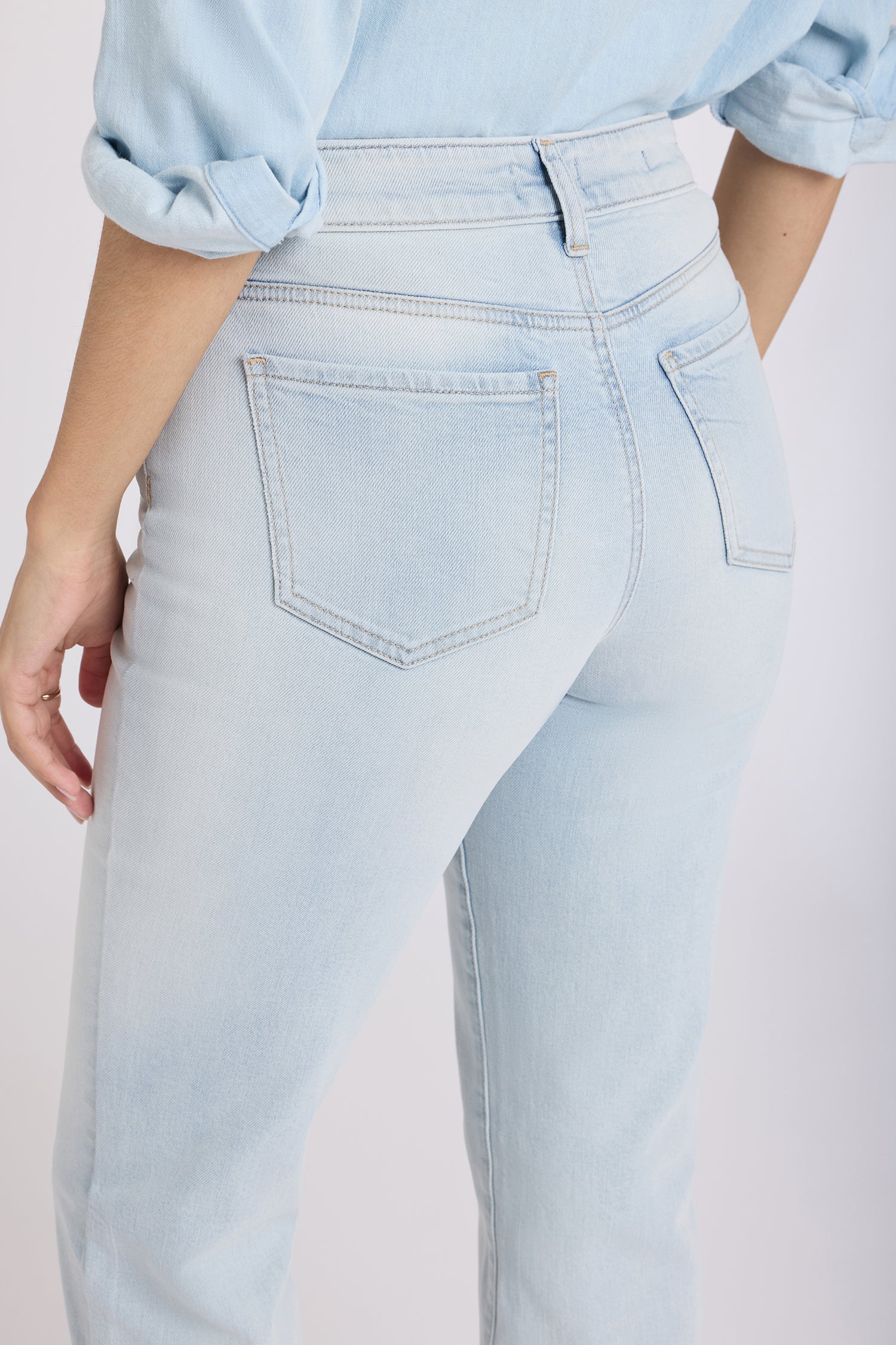 NYDJ Piper Relaxed Crop Jeans  - Desert Shoreline