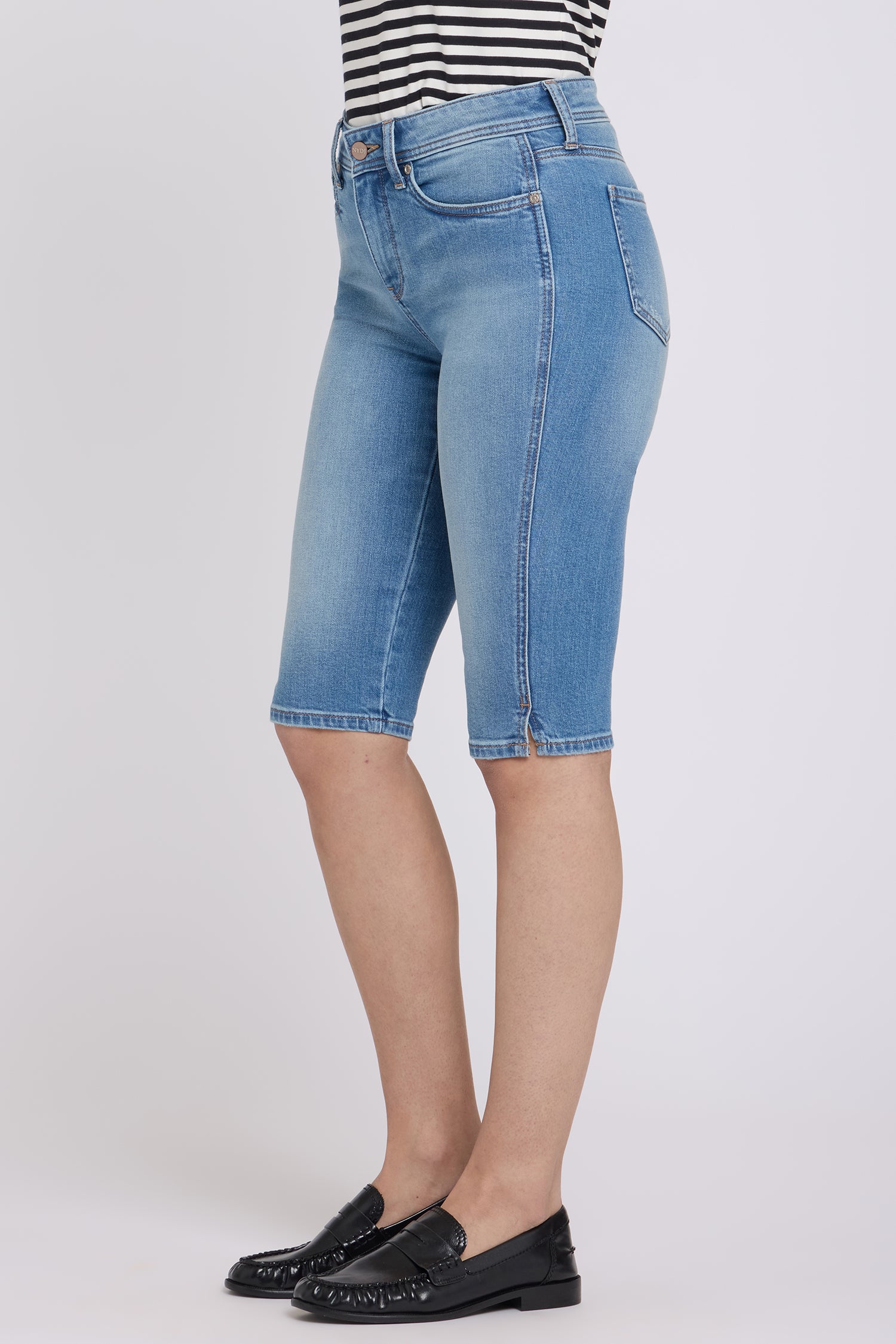 NYDJ Sophie Bike Capri Jeans With Outseam Stitching And Side Slits - Port Sea