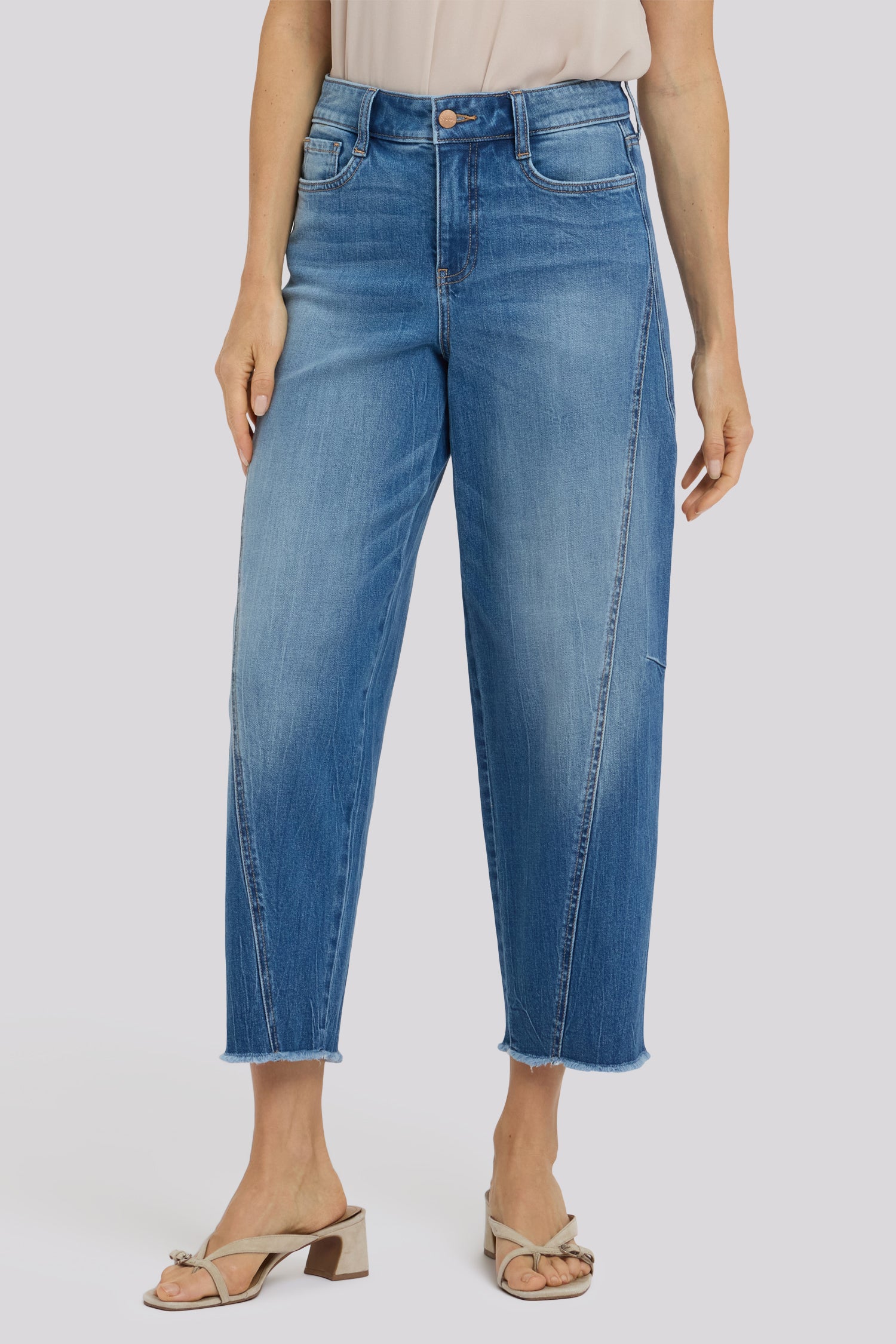 NYDJ Alyssa Relaxed Crop Jeans With Side Panels And Frayed Hems - Pacifica