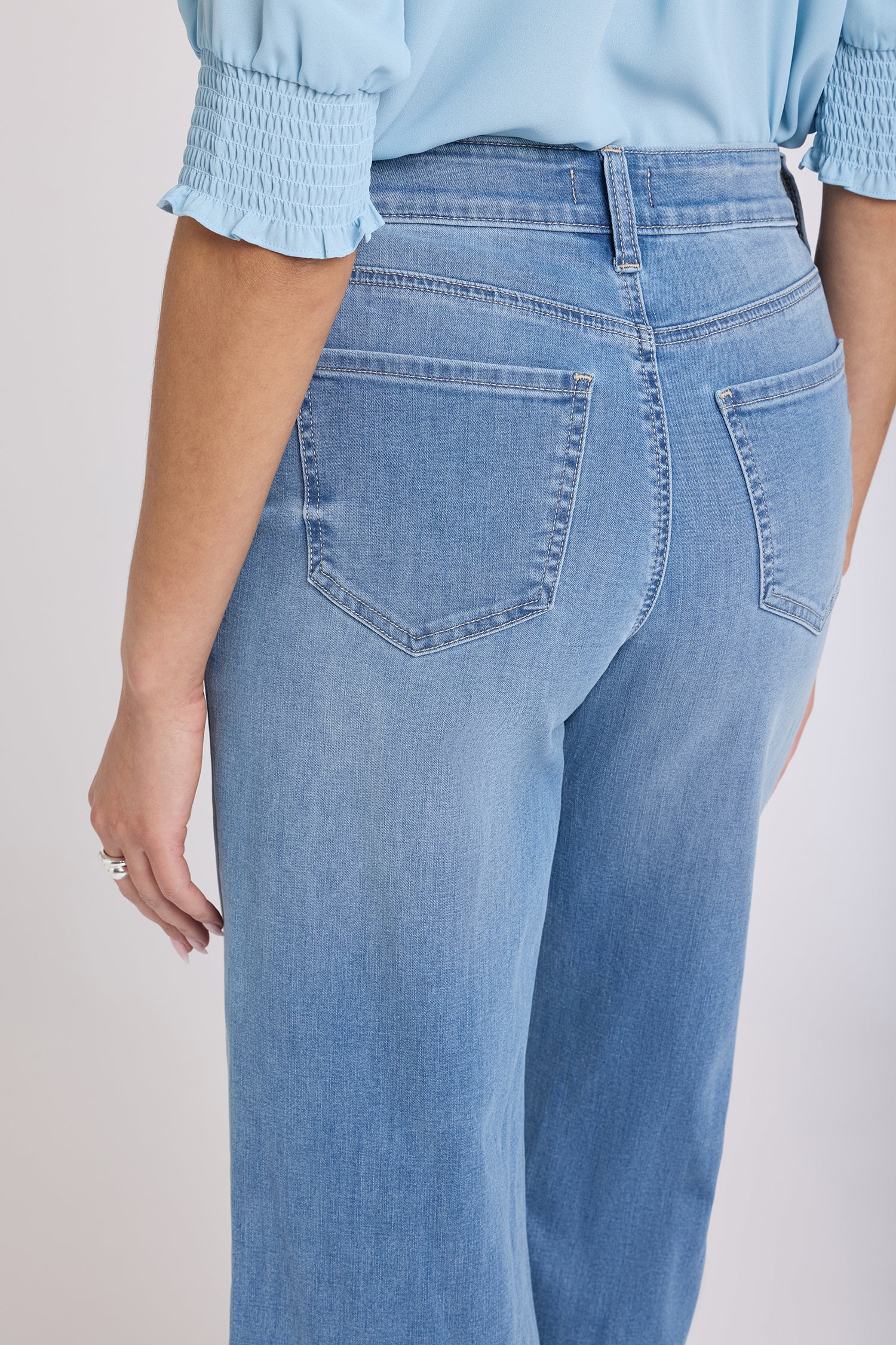 NYDJ Coco Relaxed Wide Leg Crop Jeans With High Rise And Frayed Hems - Vista Lakes
