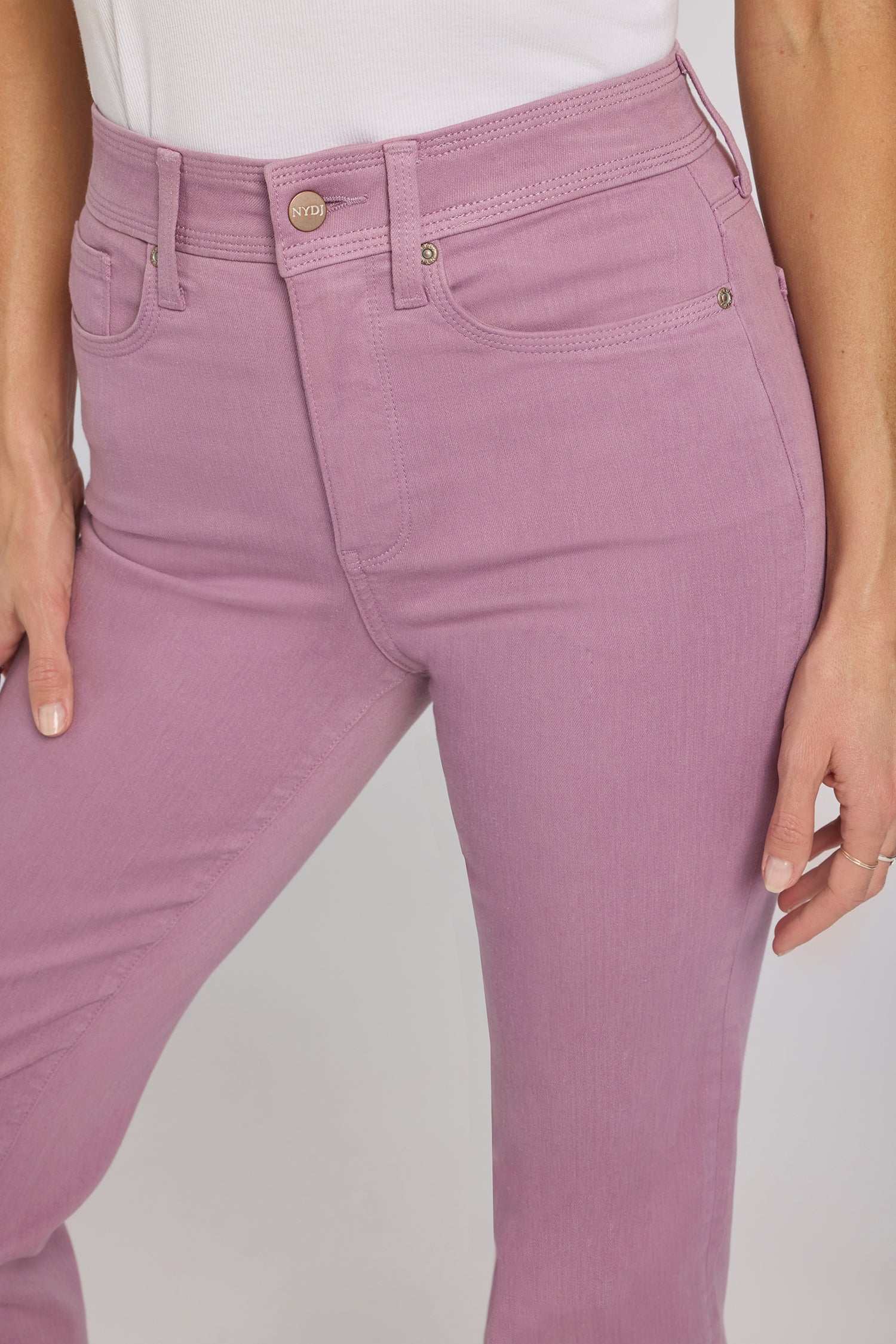 NYDJ Marilyn Straight Jeans In Petite In Sure Stretch® Denim With High Rise And Triple Stitching - Dusky Daisy