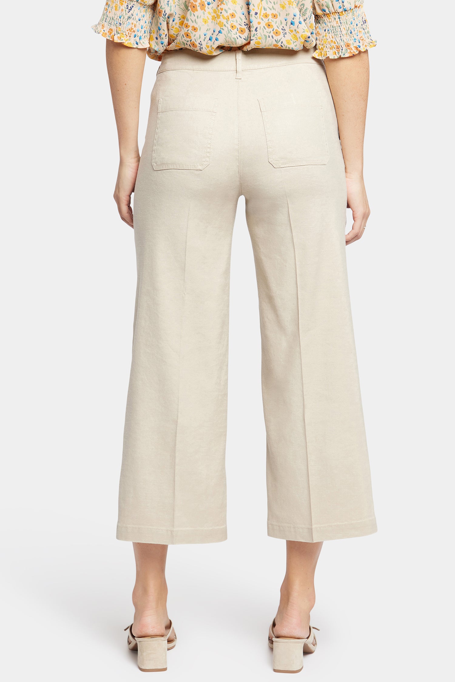 NYDJ Wide Leg Cargo Capri Pants In Petite In Stretch Linen - Feather