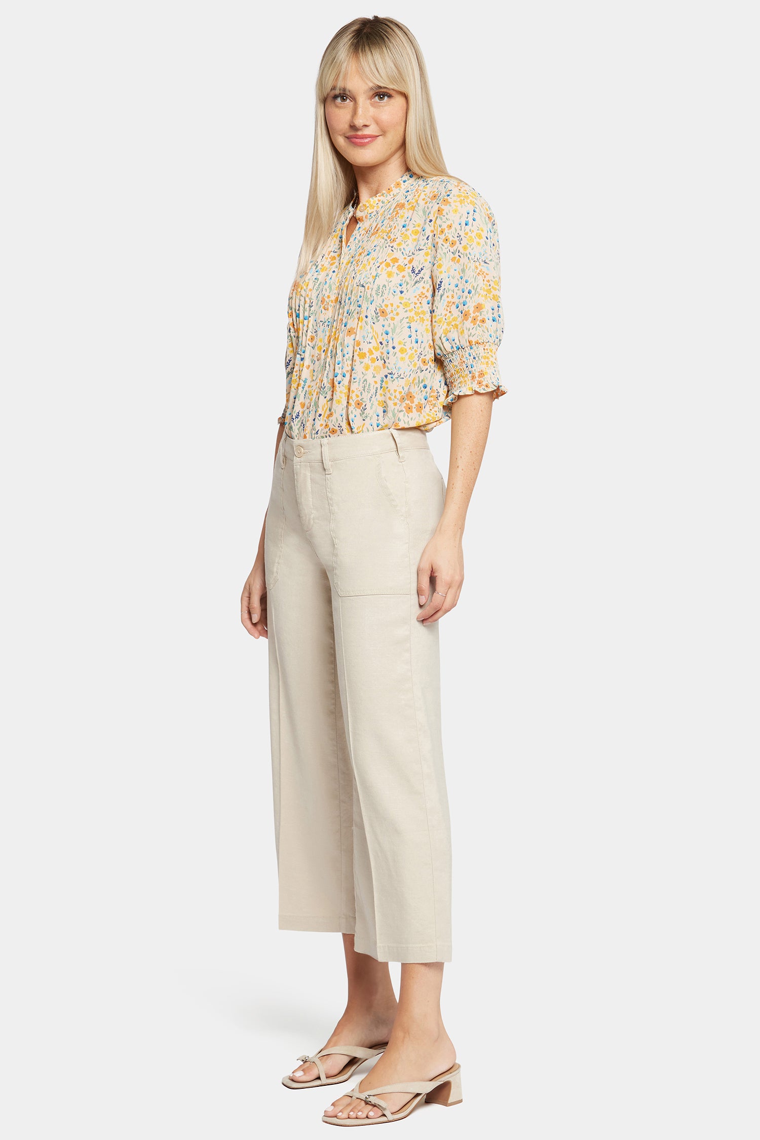 NYDJ Wide Leg Cargo Capri Pants In Petite In Stretch Linen - Feather