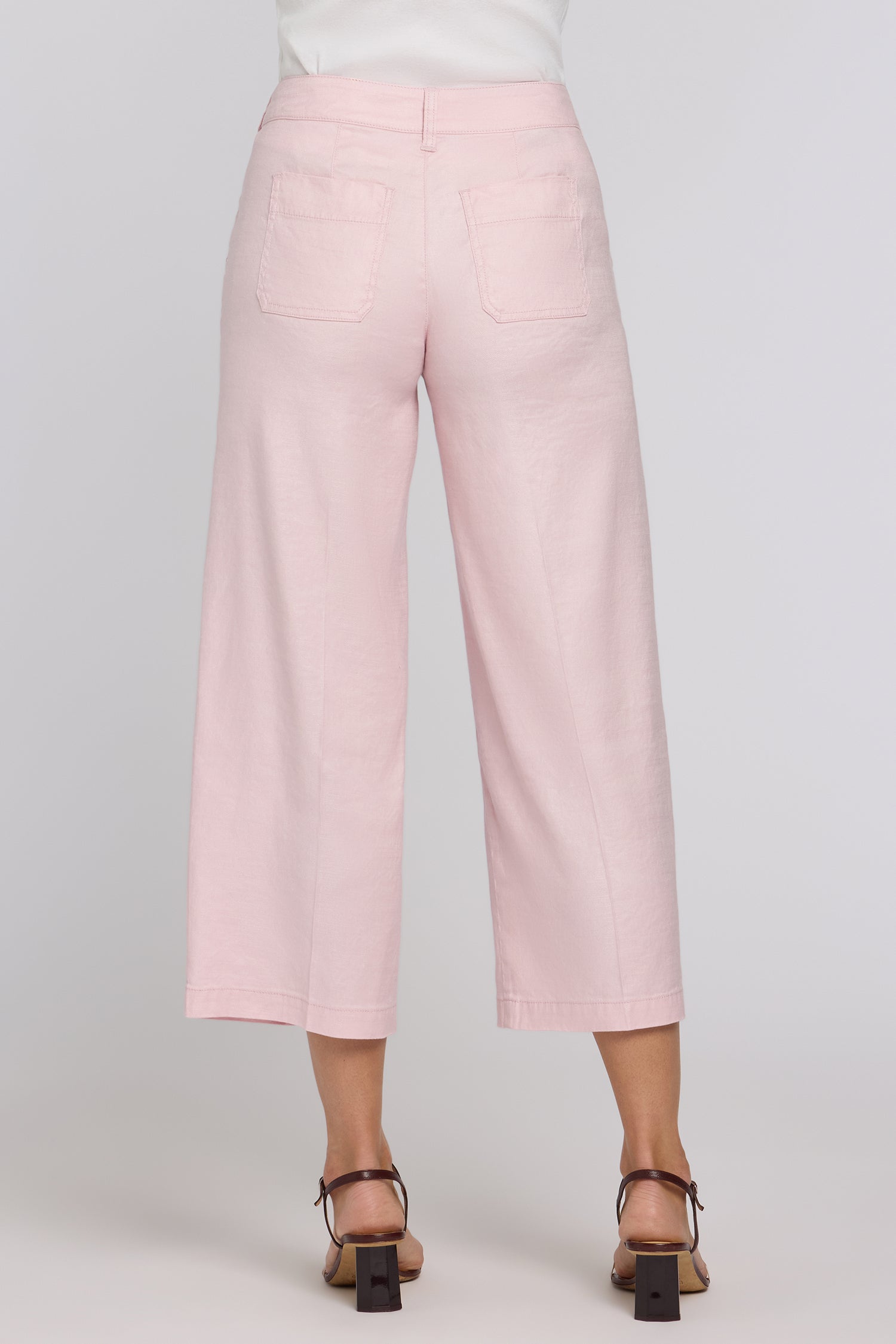 NYDJ Wide Leg Cargo Capri Pants In Petite In Stretch Linen - Light Lilac
