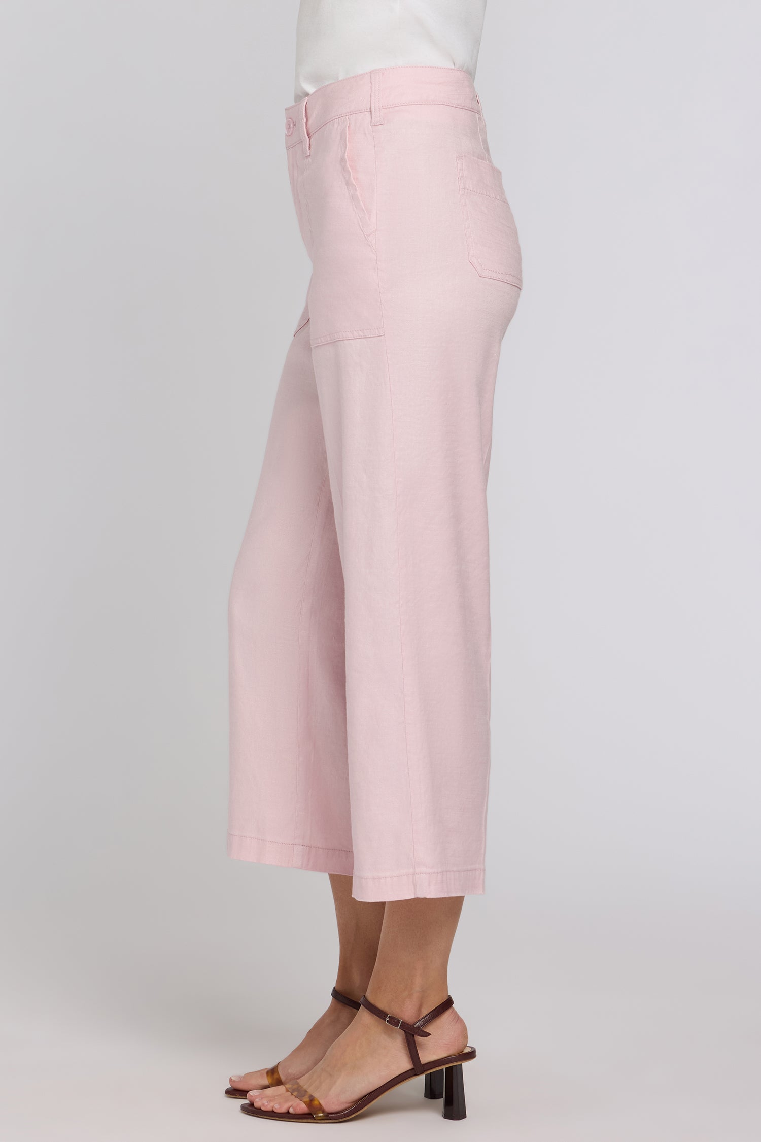 NYDJ Wide Leg Cargo Capri Pants In Petite In Stretch Linen - Light Lilac
