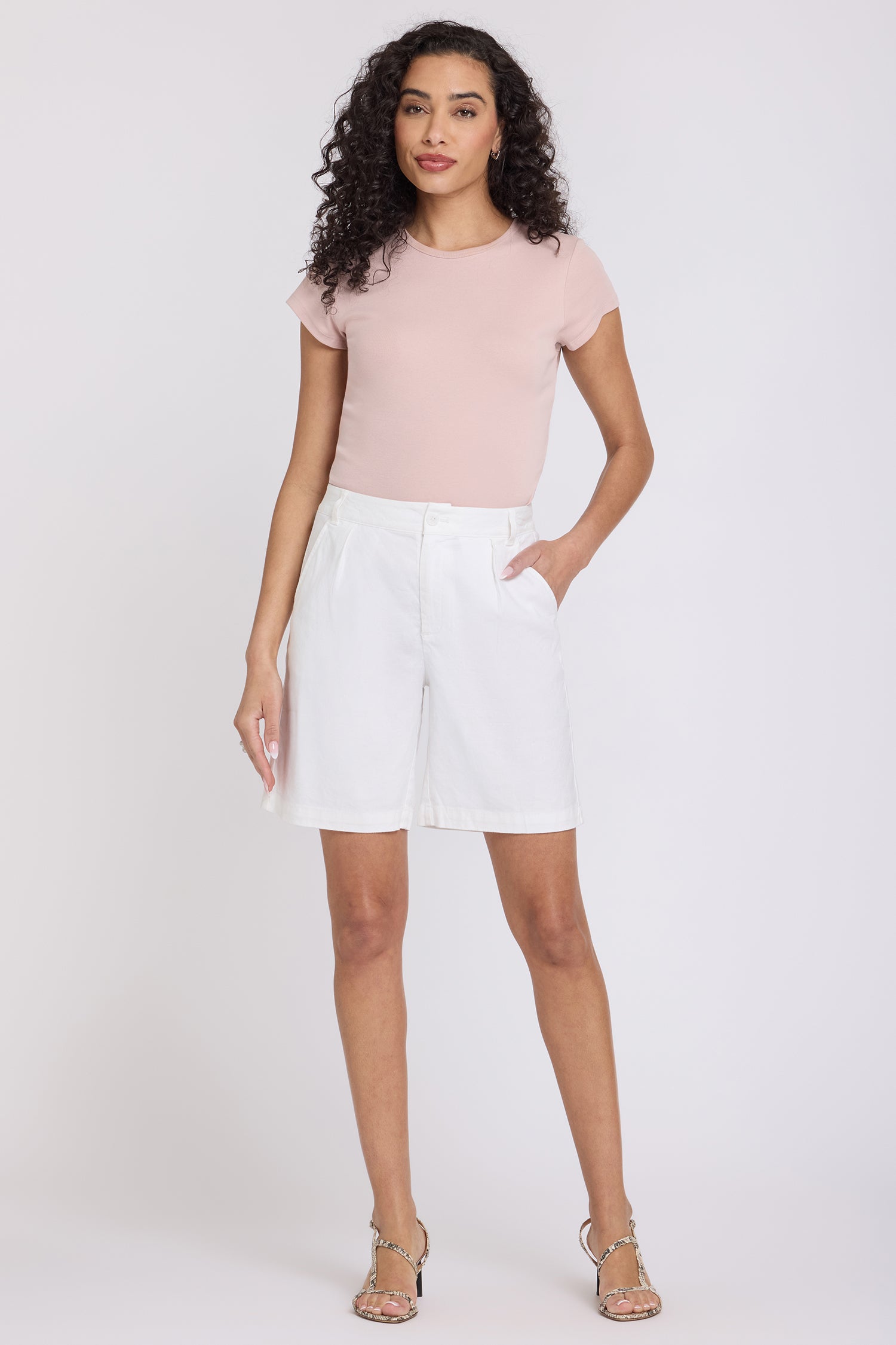 NYDJ Relaxed Shorts In Petite In Stretch Linen With Super High Rise - Optic White