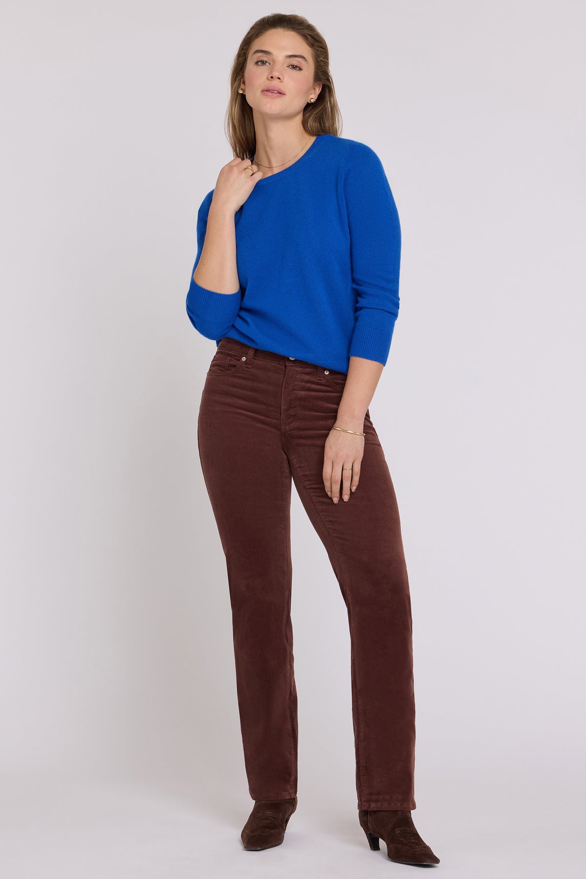 NYDJ Marilyn Straight Pants In Petite In Fine Wale Stretch Corduroy - Chocolate Fondant