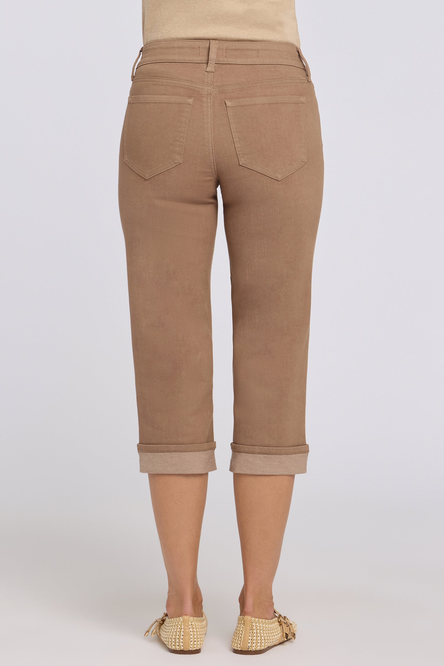 NYDJ Marilyn Straight Crop Jeans In Petite In Cool Embrace® Denim With Cuffs - Toasted Coconut
