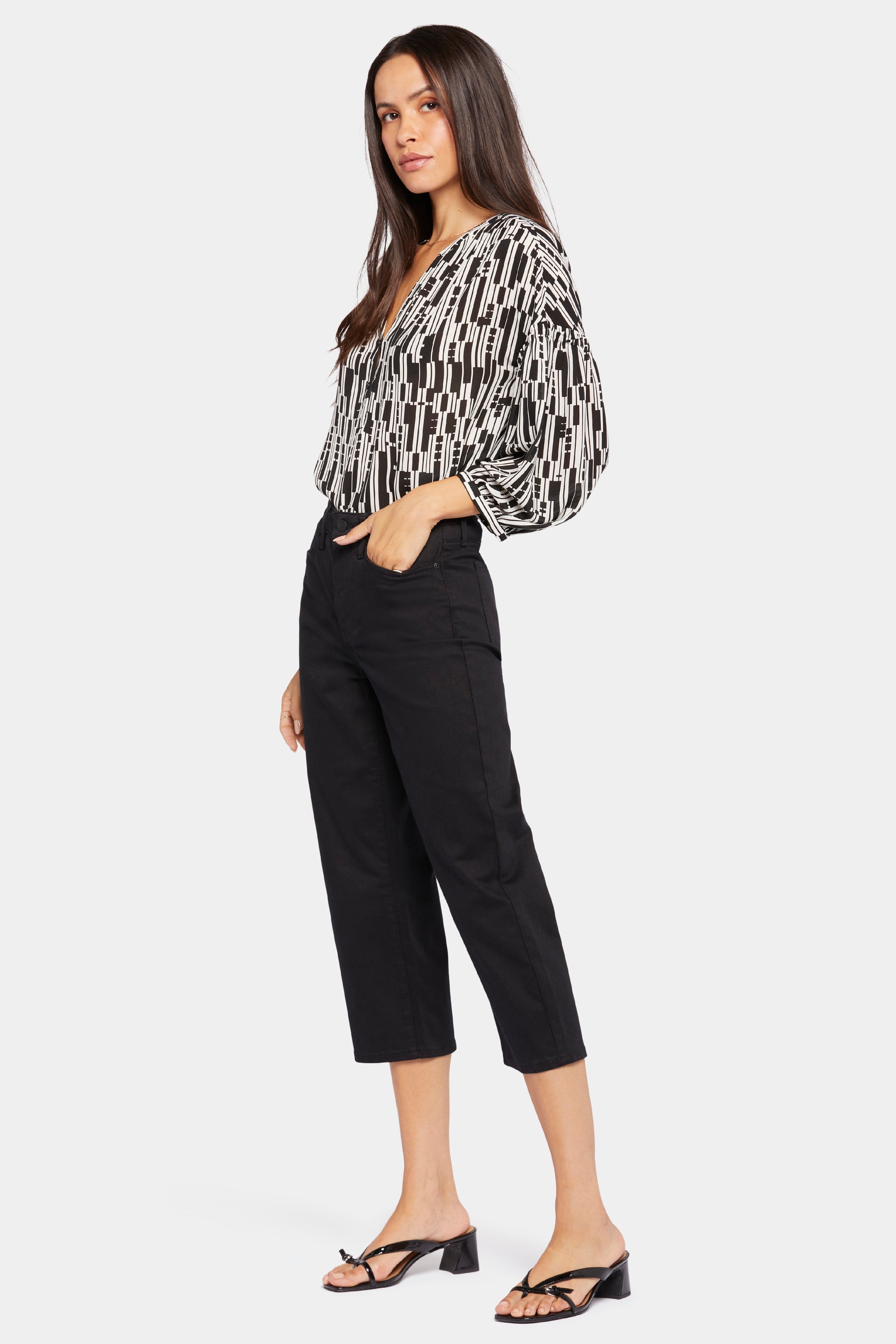 NYDJ Joni Relaxed Capri Jeans In Petite With High Rise - Black