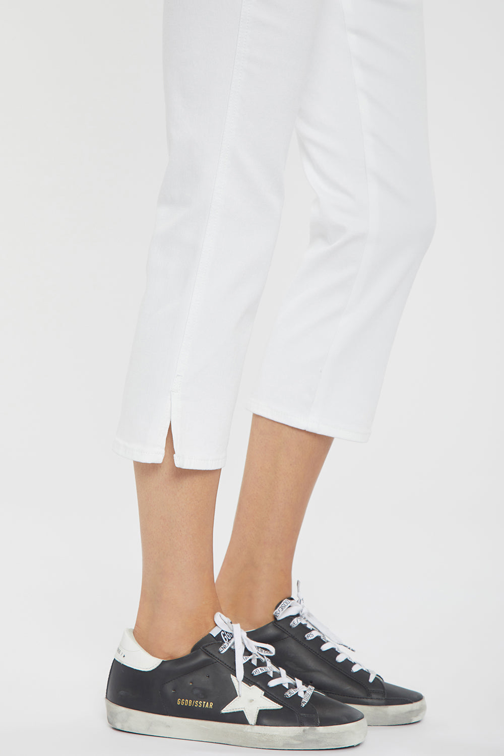 NYDJ Chloe Capri Jeans In Petite With Side Slits - Optic White