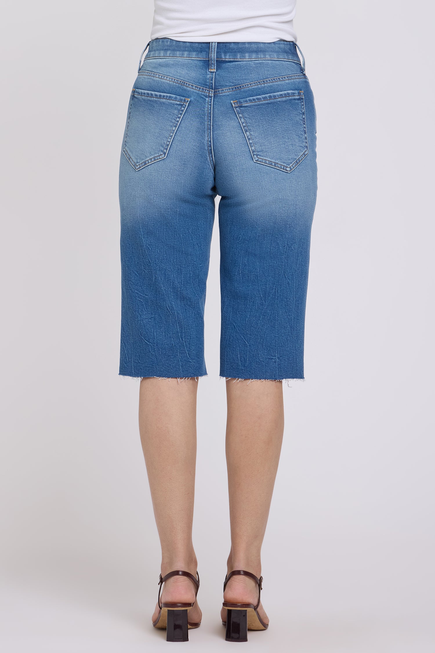NYDJ Kristie '80s Bermuda Denim Shorts In Petite With Pressed Creases And Raw Hems - Pacifica