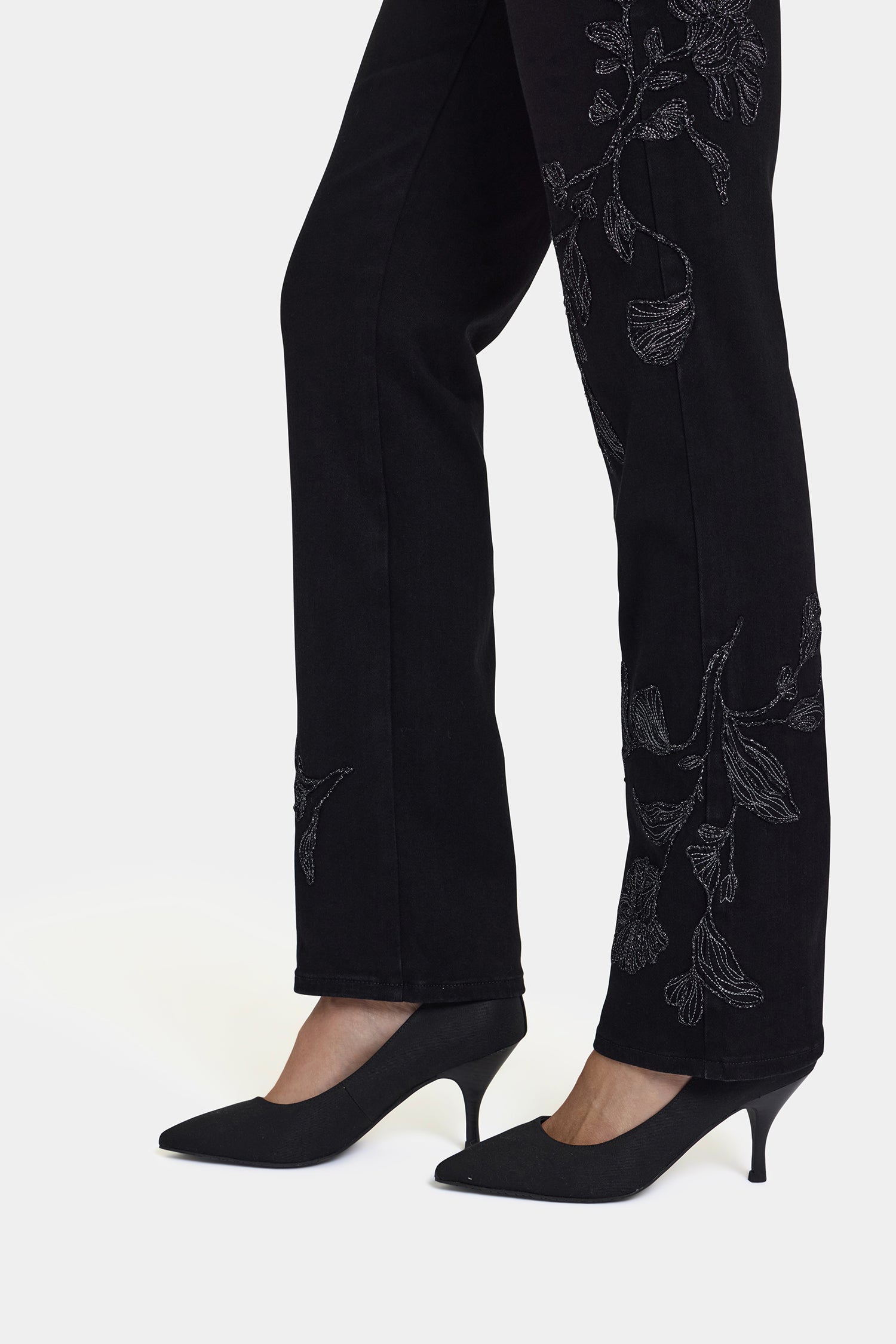 NYDJ Marilyn Straight Jeans In Petite With Embroidery - Black Rinse