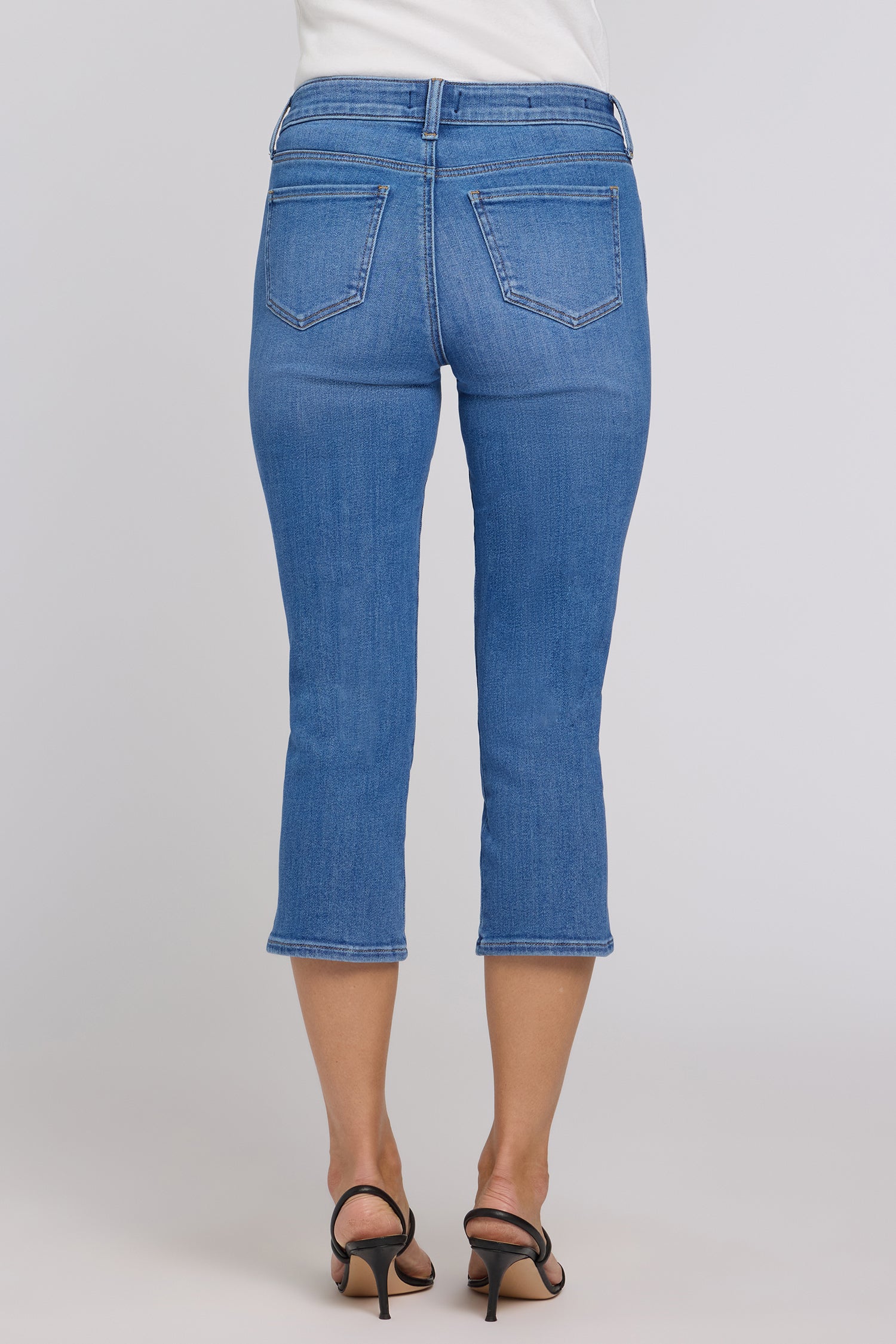 NYDJ Chloe Capri Jeans In Petite With Side Slits - Blue Paradise