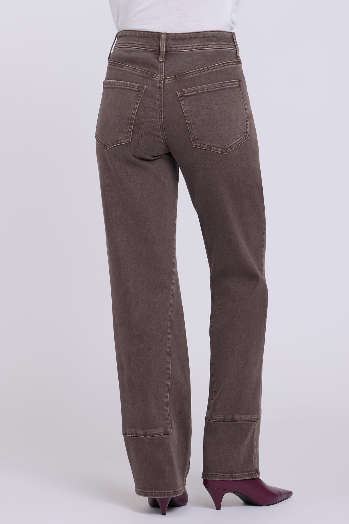 NYDJ Brooke Loose Straight Jeans In Petite With Paneled Seam Detail - Retro Espresso