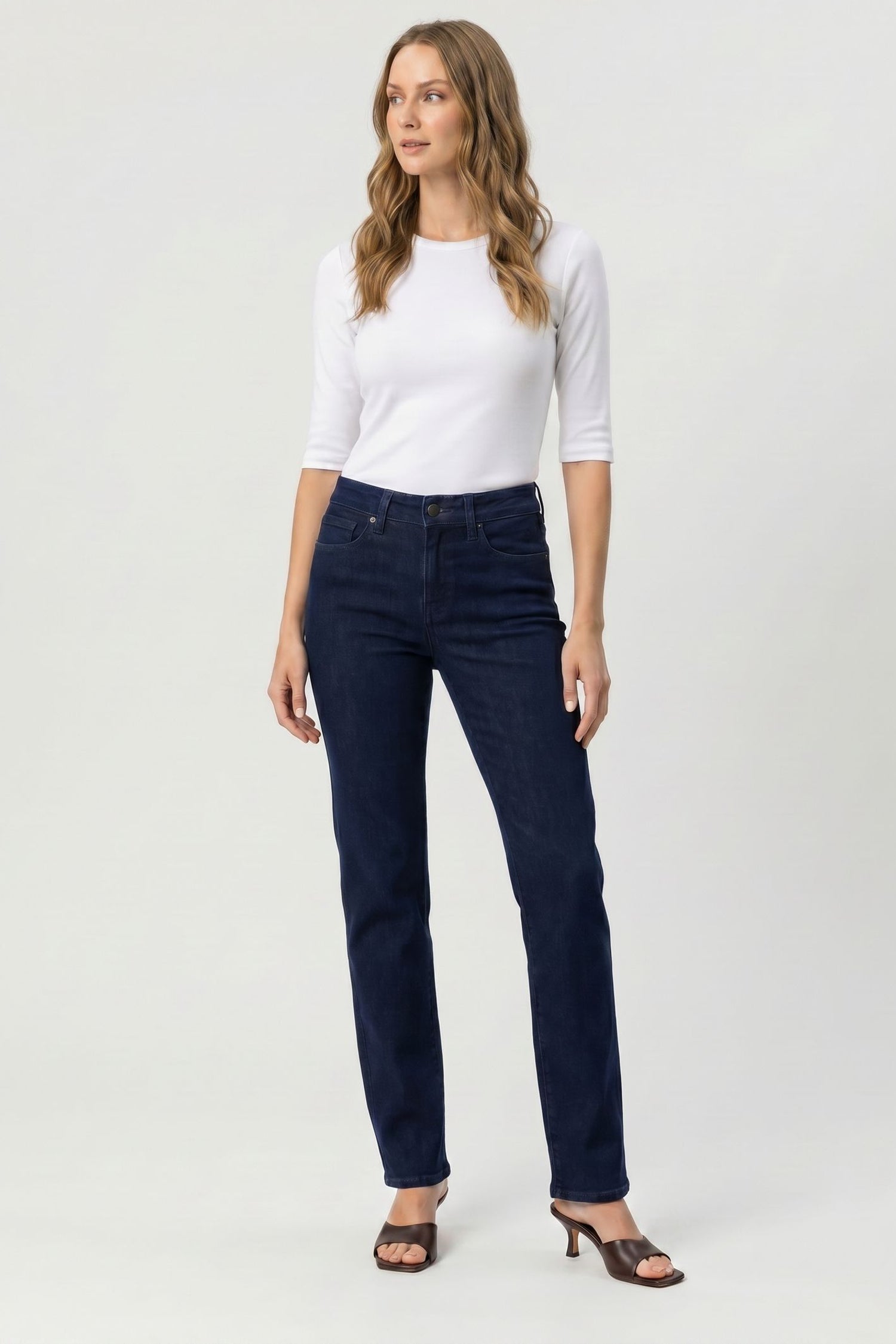 NYDJ Marilyn Straight Jeans In Petite  - Rinse