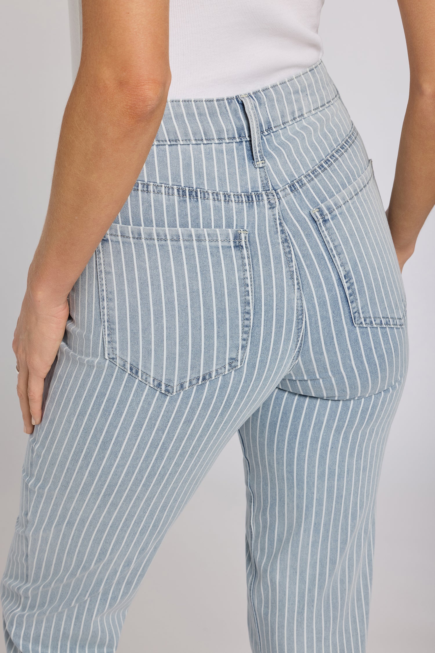 NYDJ Marilyn Straight Jeans In Petite With High Rise And 29