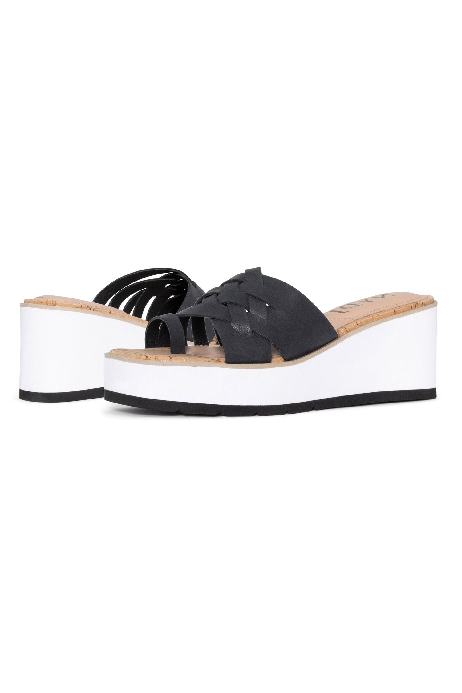 NYDJ Reesie Wedge Sandals In Leather - Black