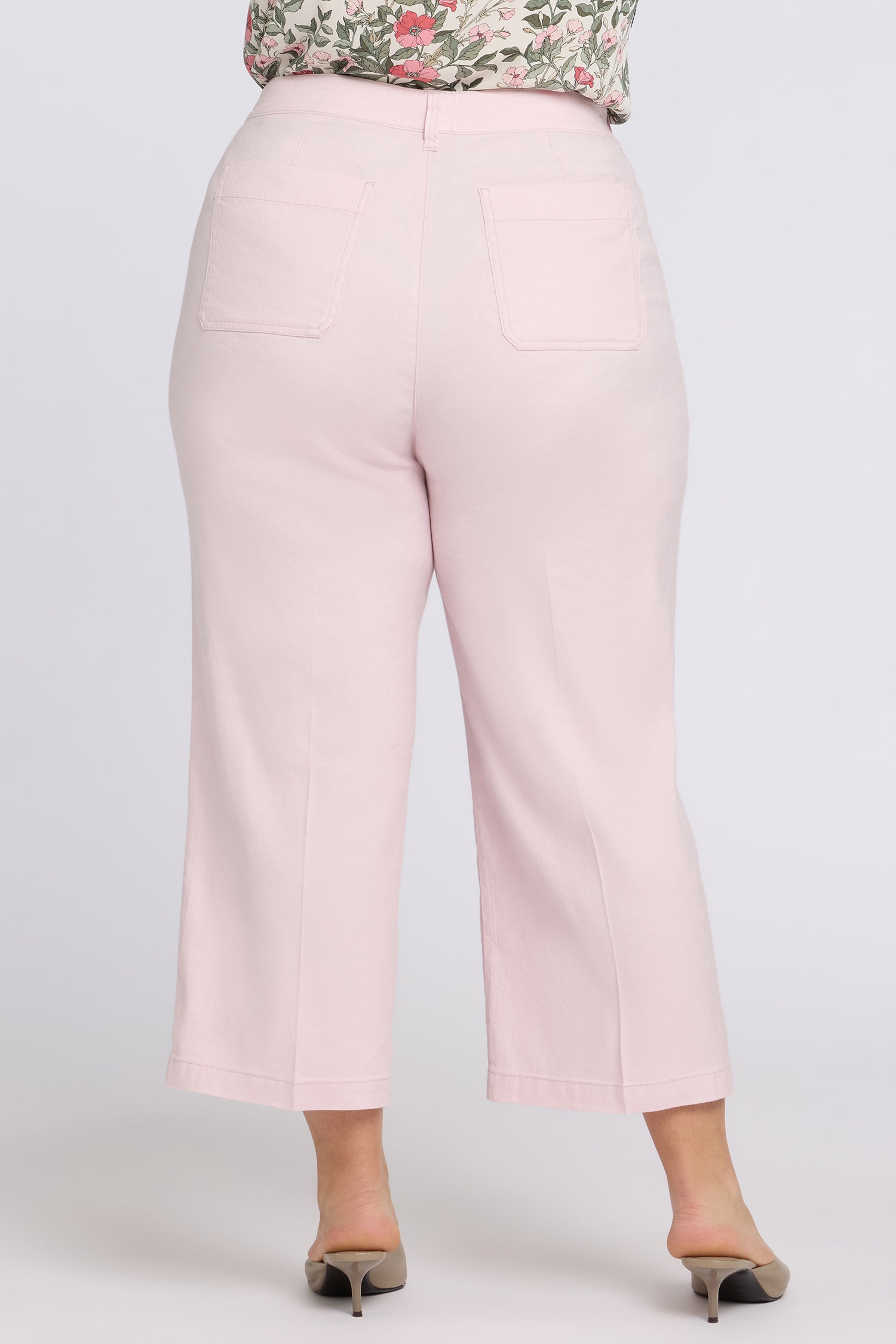 NYDJ Wide Leg Cargo Capri Pants In Plus Size In Stretch Linen - Light Lilac