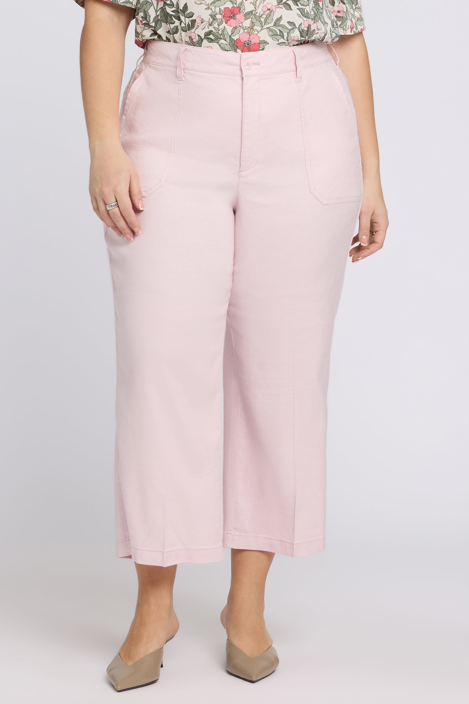 NYDJ Wide Leg Cargo Capri Pants In Plus Size In Stretch Linen - Light Lilac
