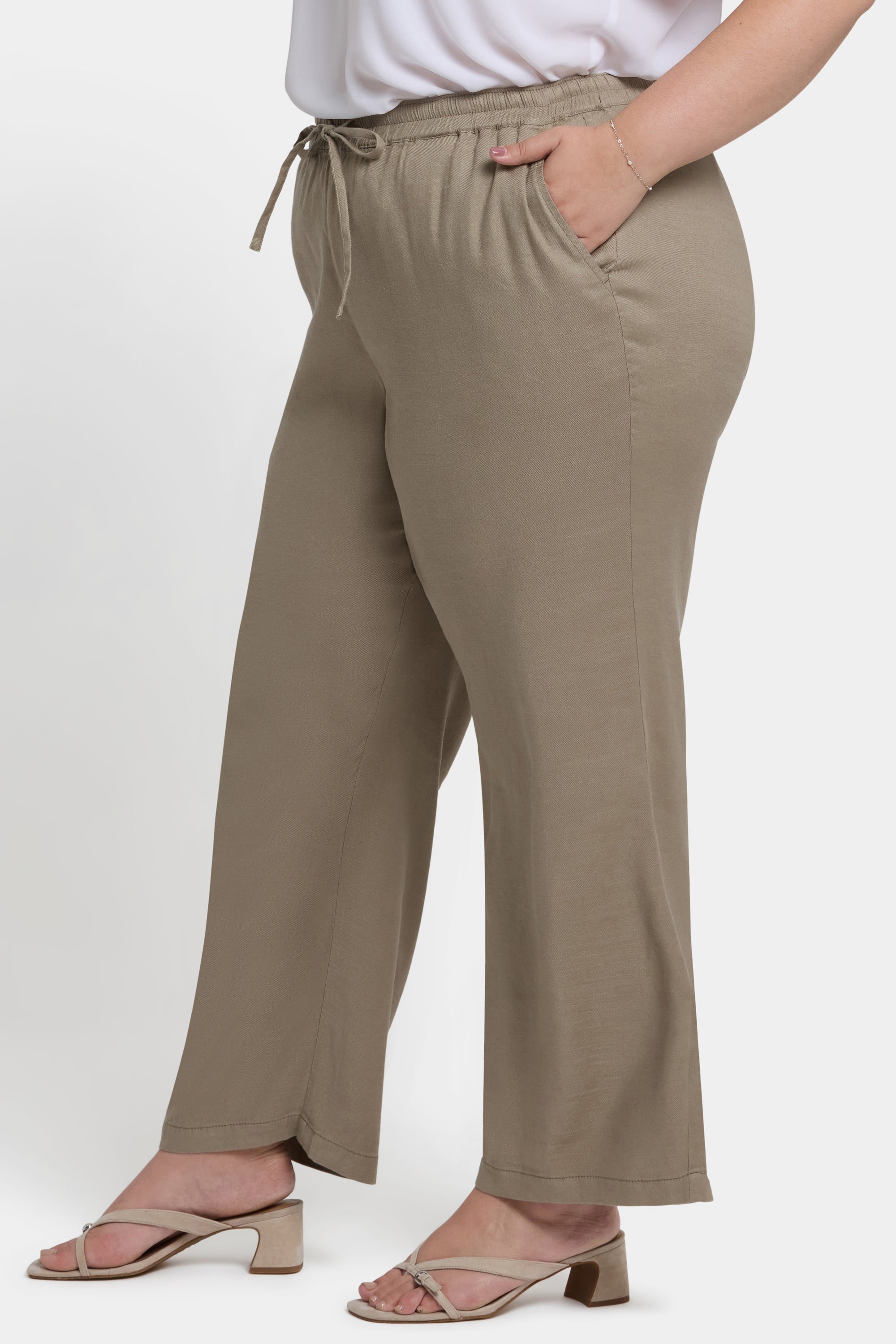 NYDJ Relaxed Drawstring Pull-On Pants In Plus Size In Stretch Linen - Saddlewood