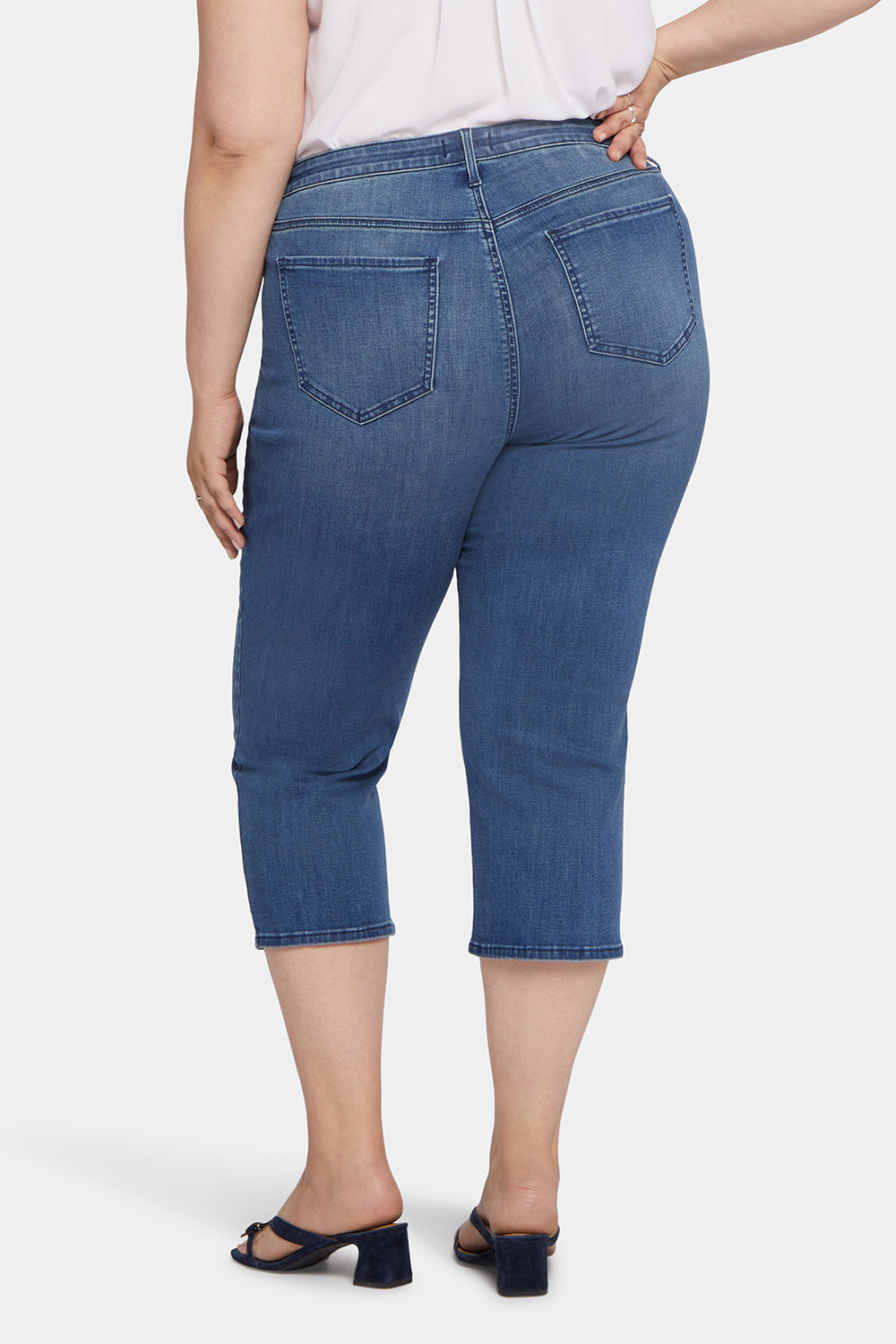NYDJ Joni Relaxed Capri Jeans In Plus Size In Cool Embrace® Denim With High Rise - Splendid