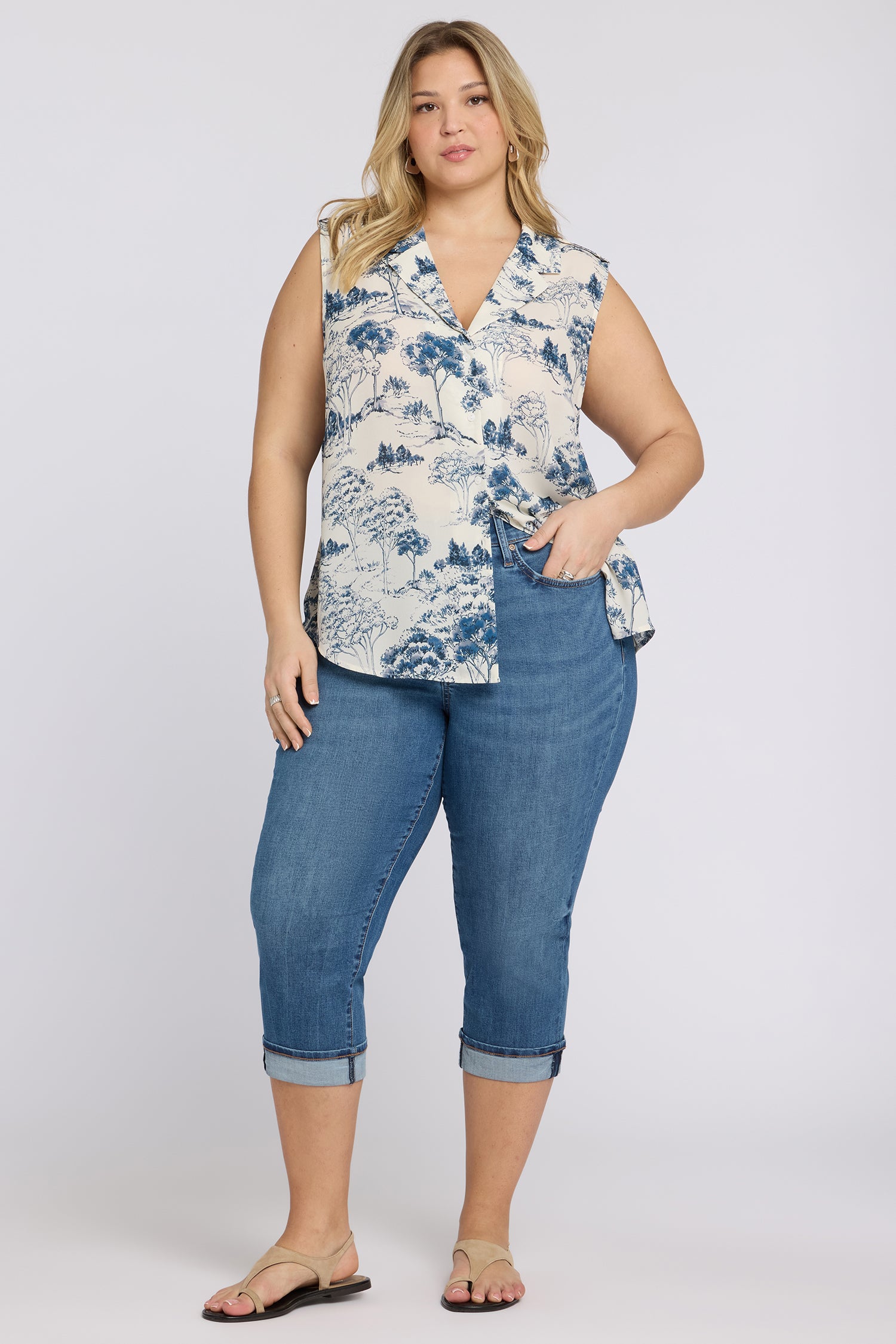 NYDJ Marilyn Straight Crop Jeans In Plus Size In Cool Embrace® Denim With Cuffs - Wild River