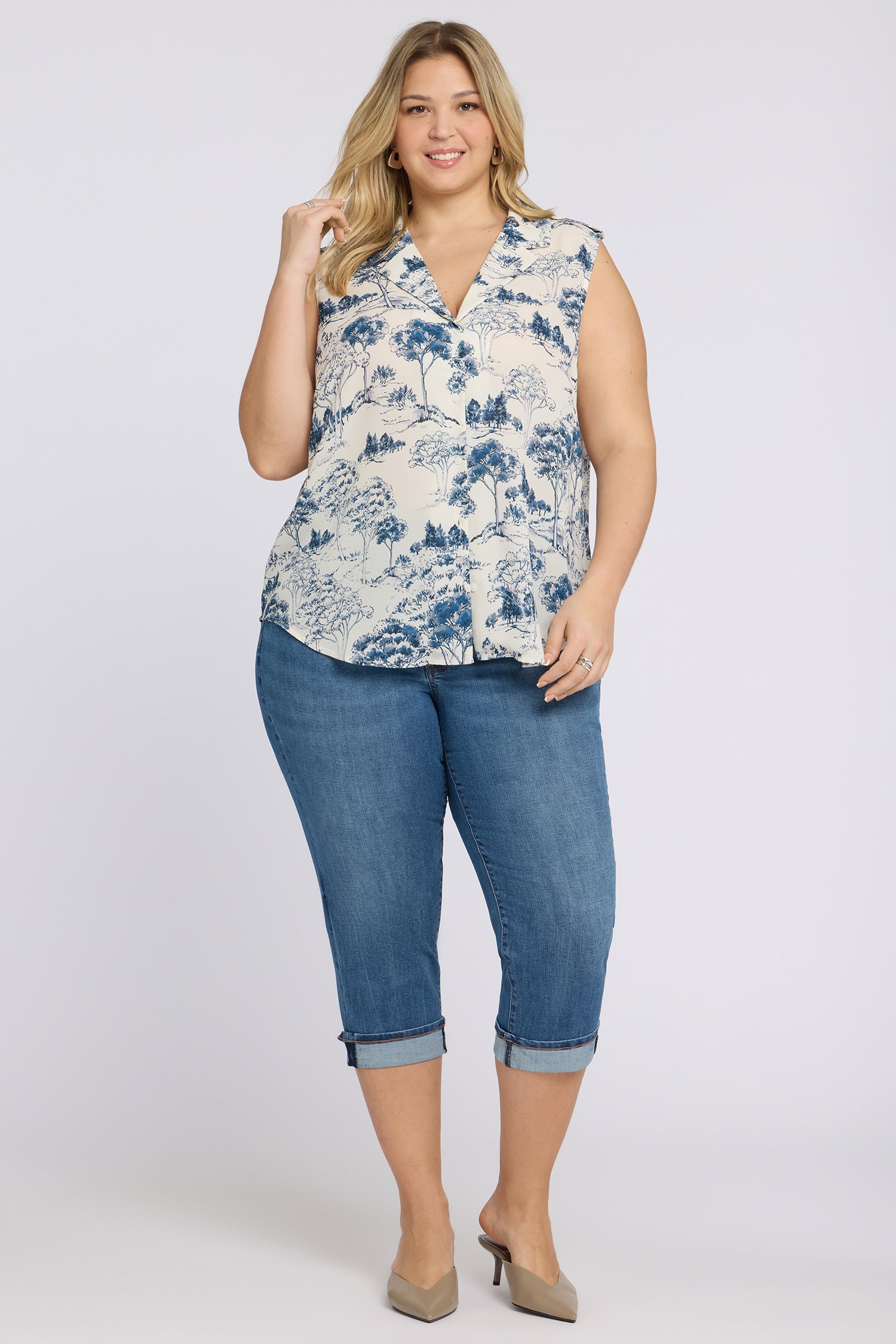 NYDJ Marilyn Straight Crop Jeans In Plus Size In Cool Embrace® Denim With Cuffs - Wild River