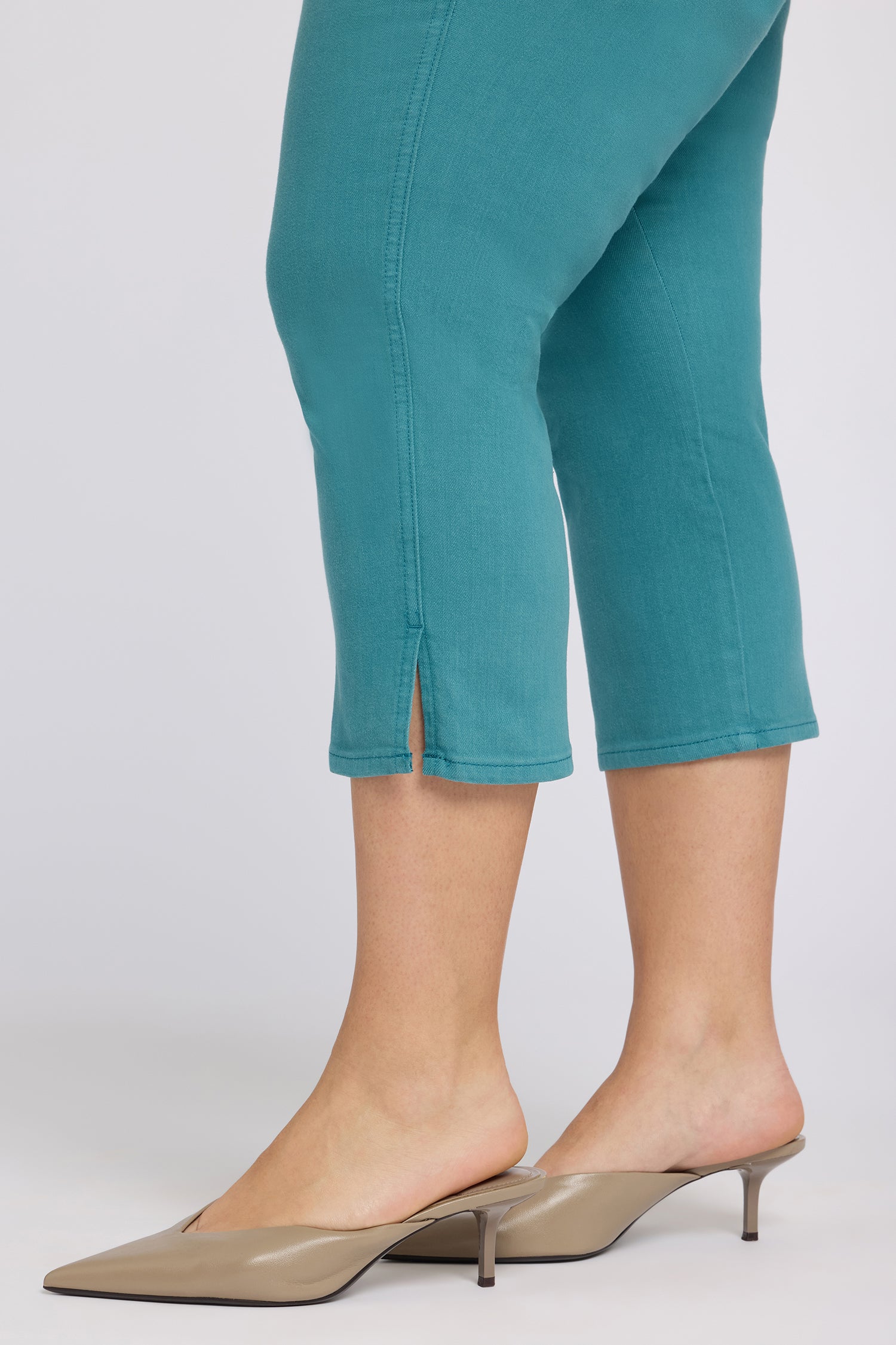 NYDJ Chloe Capri Jeans In Plus Size In Cool Embrace® Denim With Side Slits - Harbor Blue
