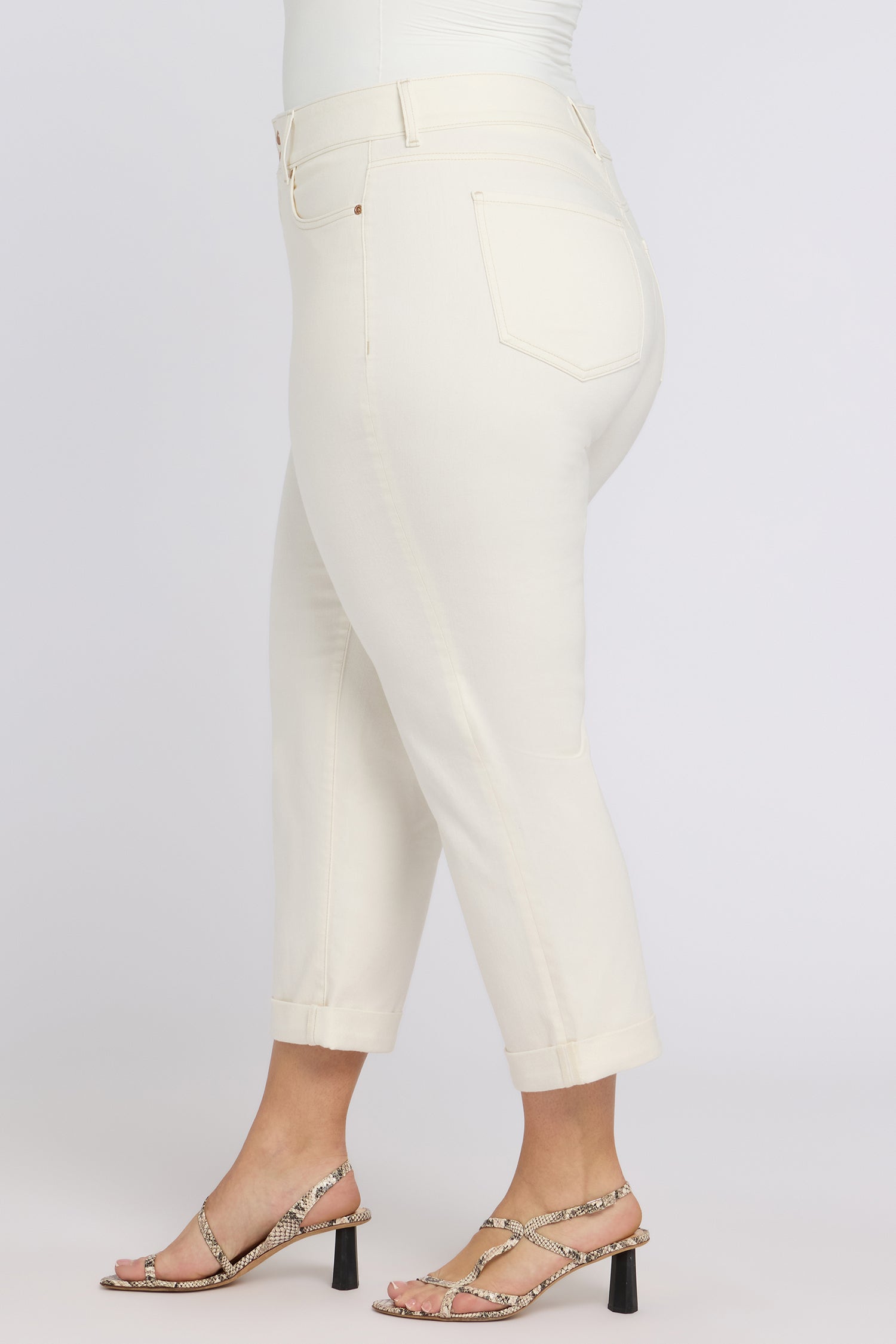 NYDJ Bailey Relaxed Straight Crop Jeans In Plus Size In Cool Embrace® Denim With High Rise And Roll Cuffs - Vintage White