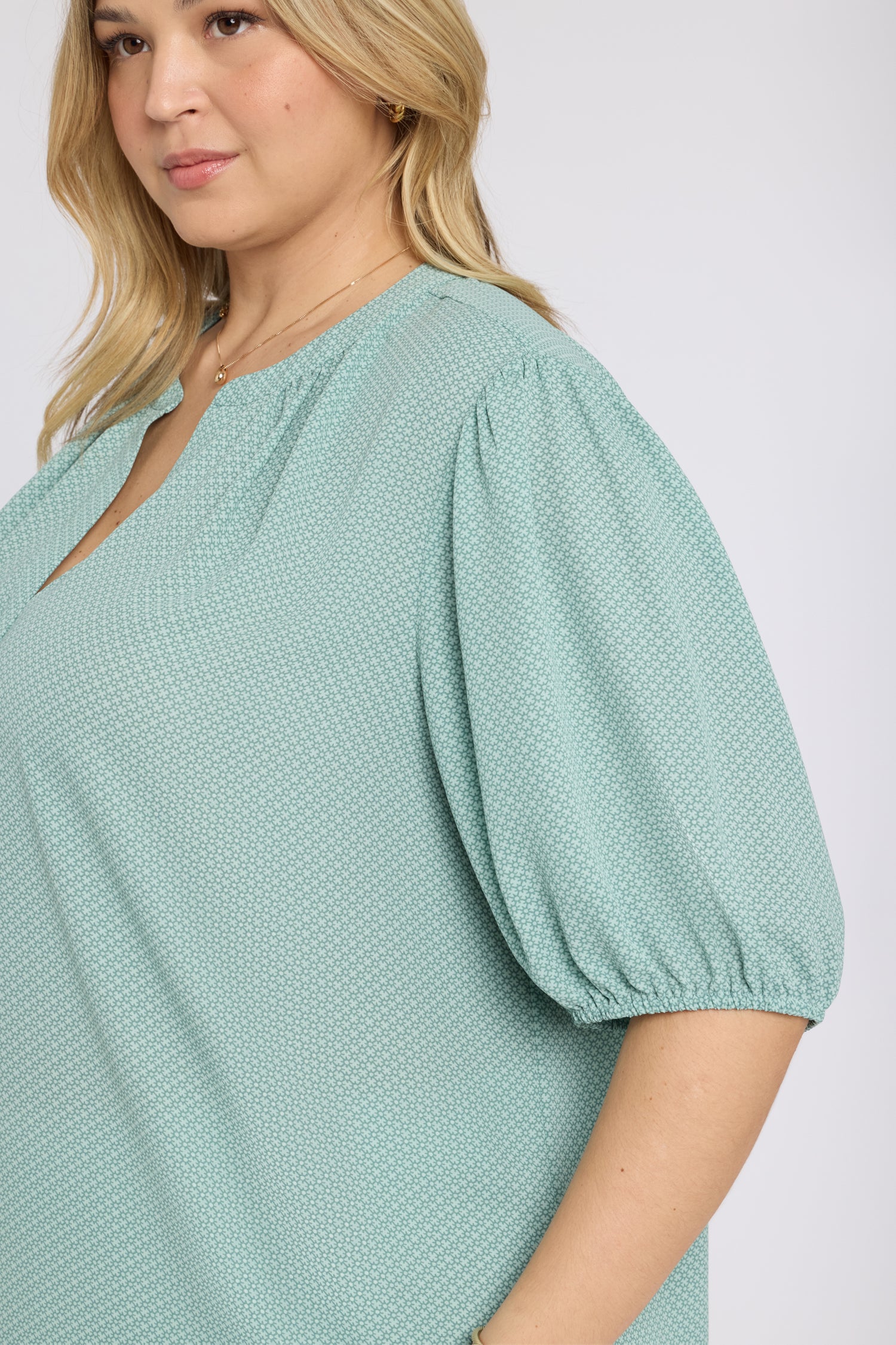 NYDJ Short Puff Sleeved Popover Top In Plus Size  - Valley of Daisies