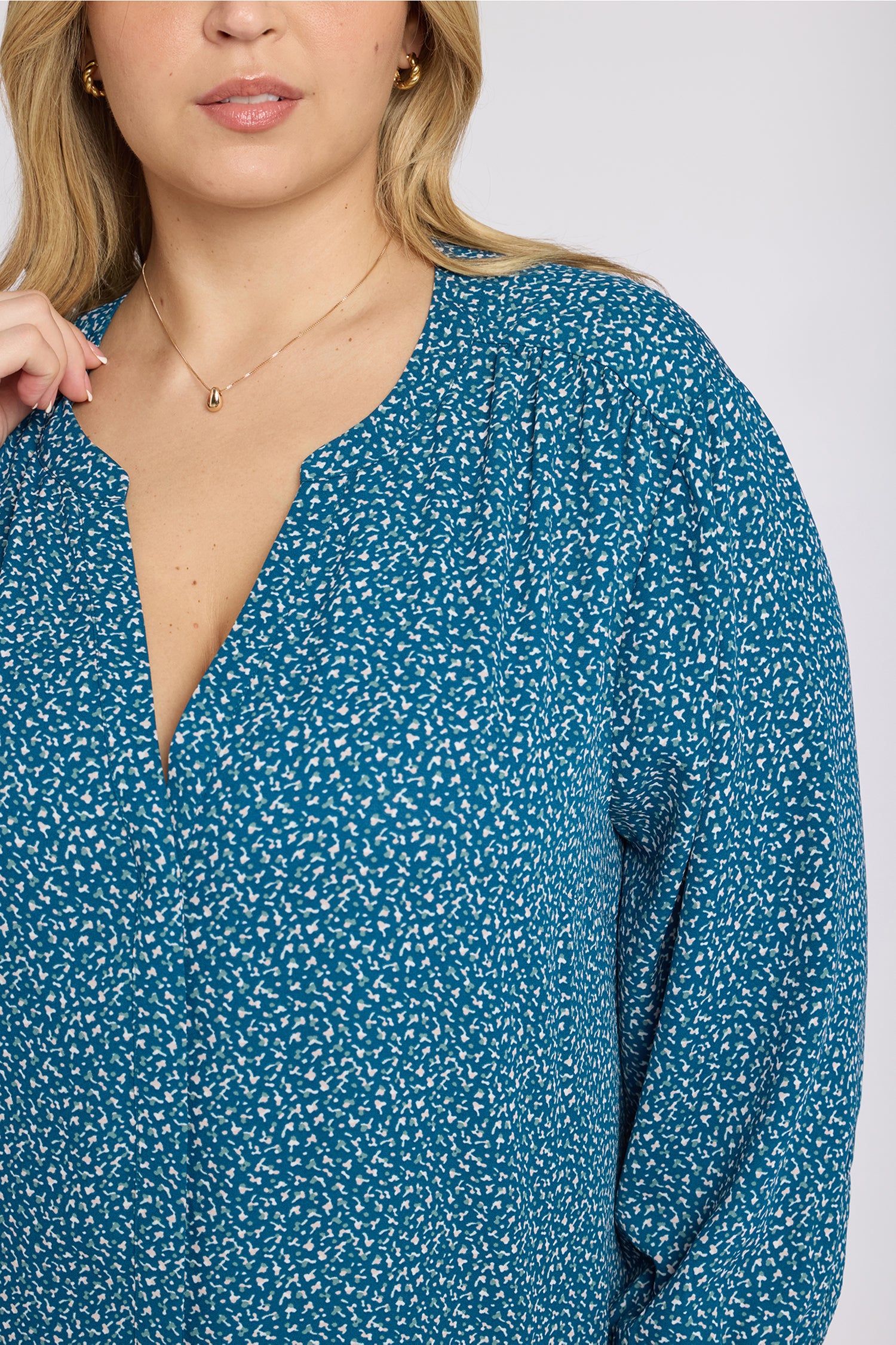 NYDJ Pintuck Blouse In Plus Size  - Dune Ditsy
