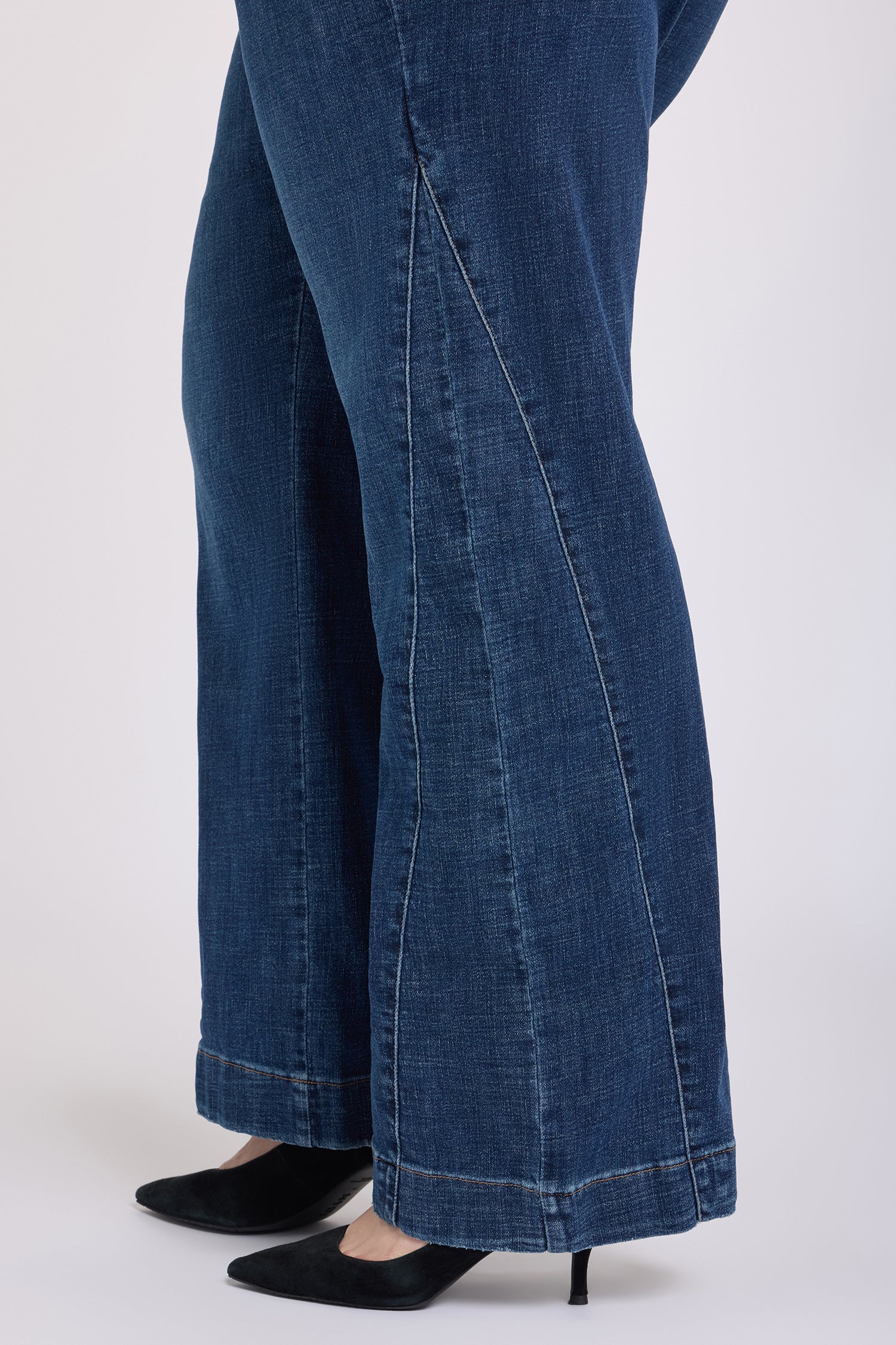 NYDJ Teresa Wide Leg Jeans In Plus Size With Side Godets - Sunset Villa