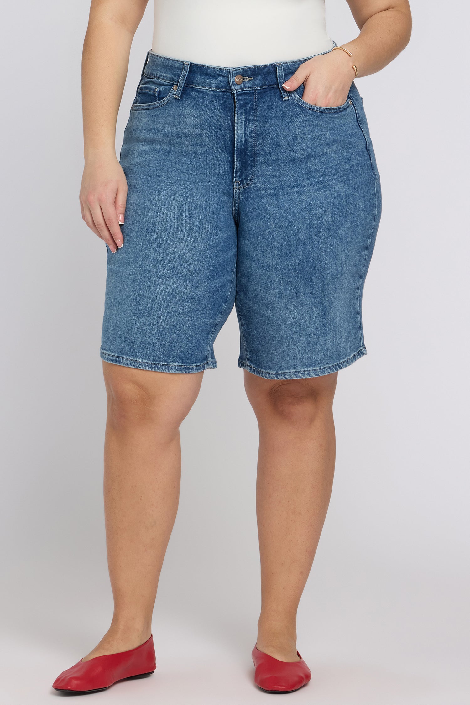 NYDJ Lilly Denim Shorts In Plus Size In Re-New™ Denim  - Breezy Palms